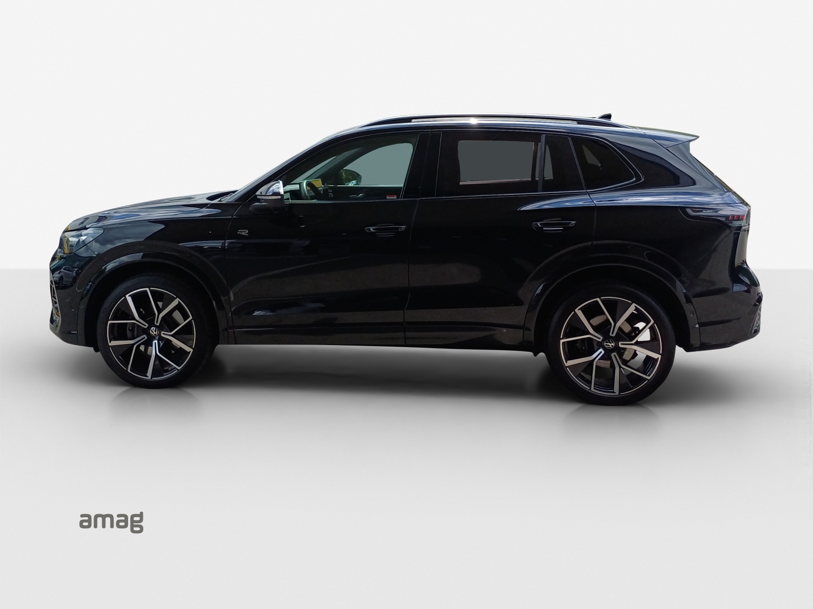 VW Tiguan 2.0 TSI DSG R-Line 4Motion-image-1
