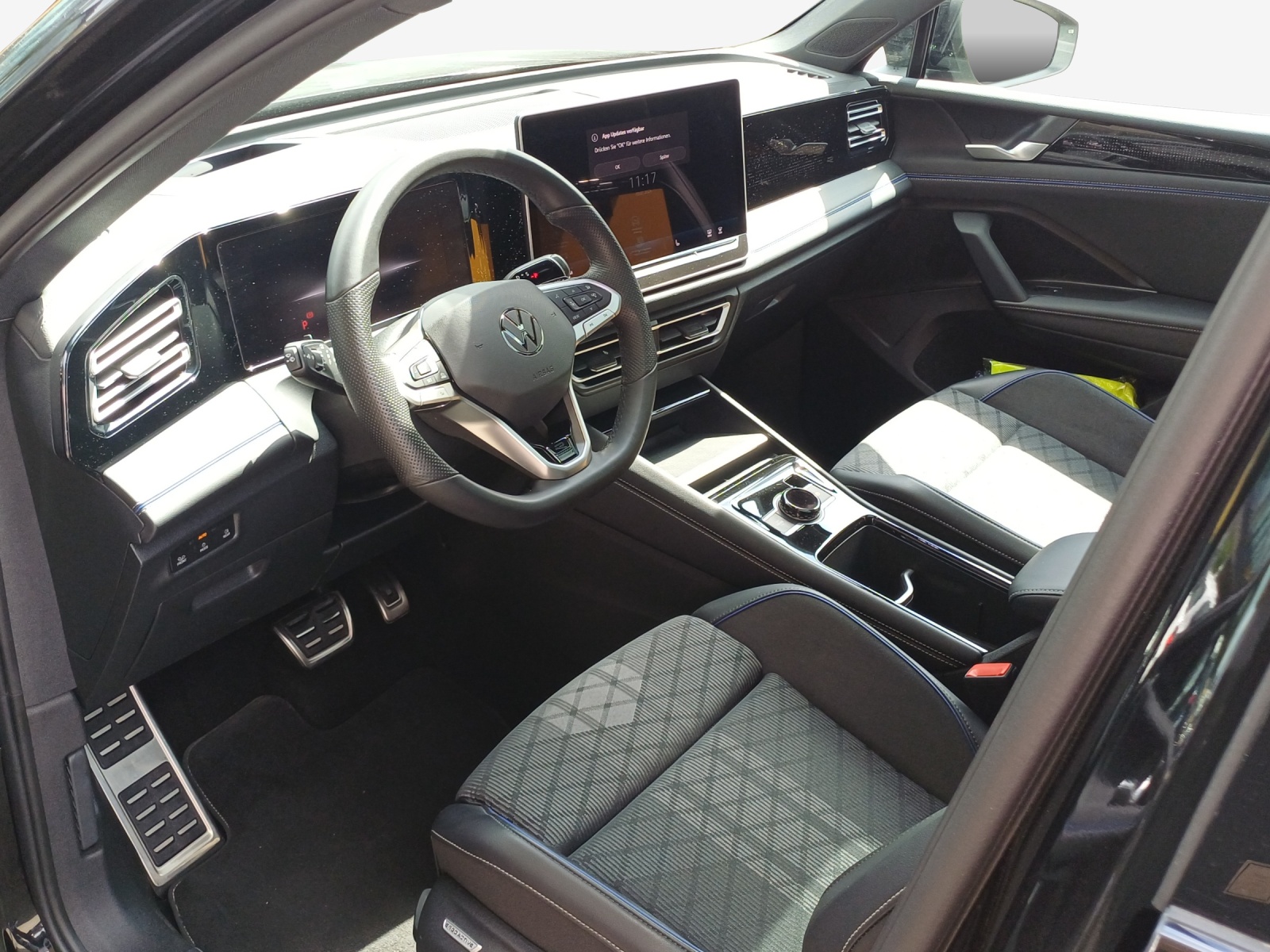 VW Tiguan 2.0 TSI DSG R-Line 4Motion-image-7