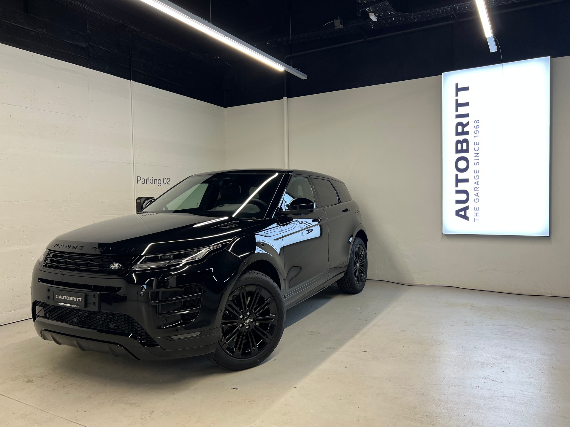 LAND ROVER Range Rover Evoque 1.5 T 270e Hoxton Edition