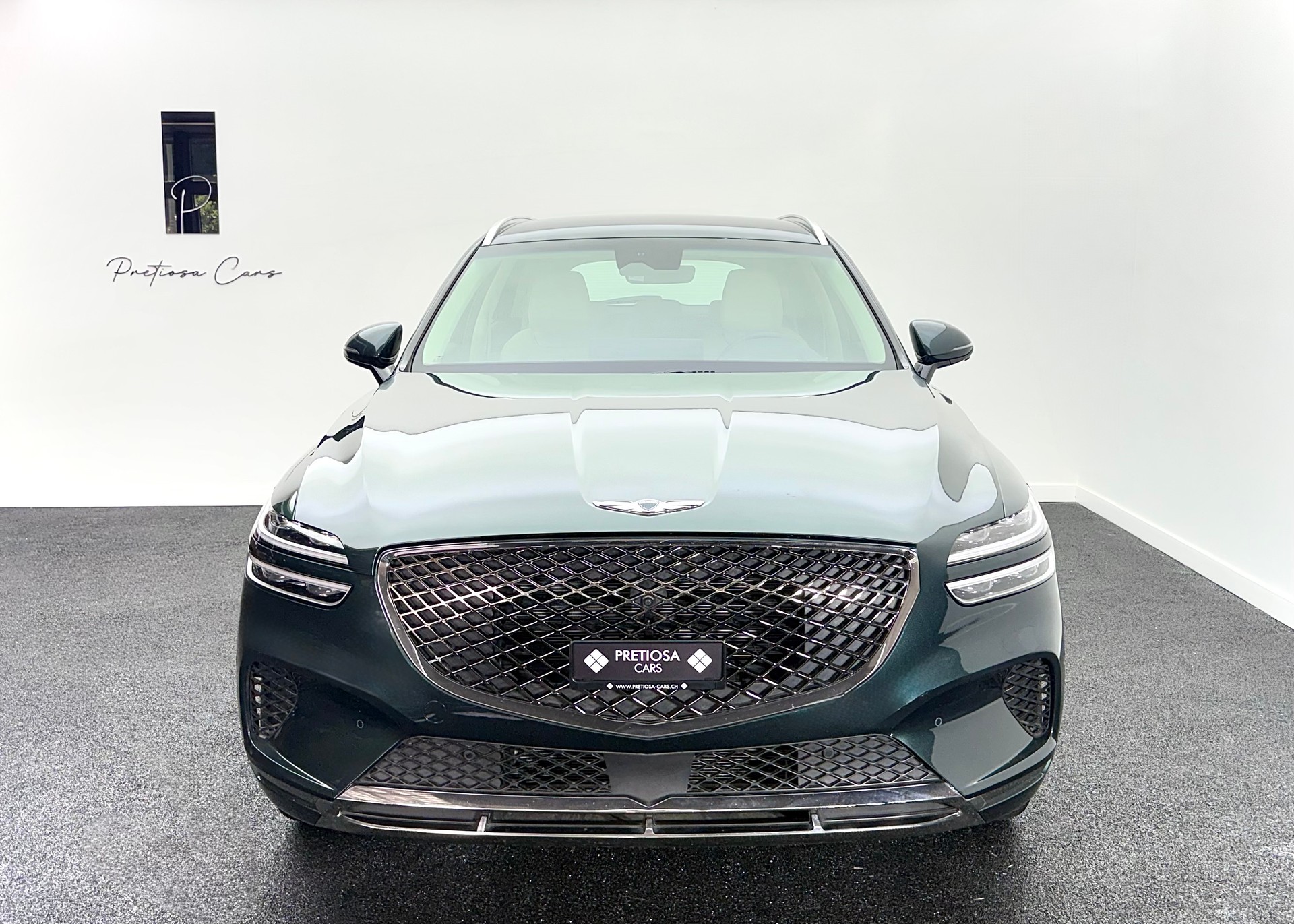 GENESIS GV70 2.5 TGDI Luxury AT8 AWD-image-2