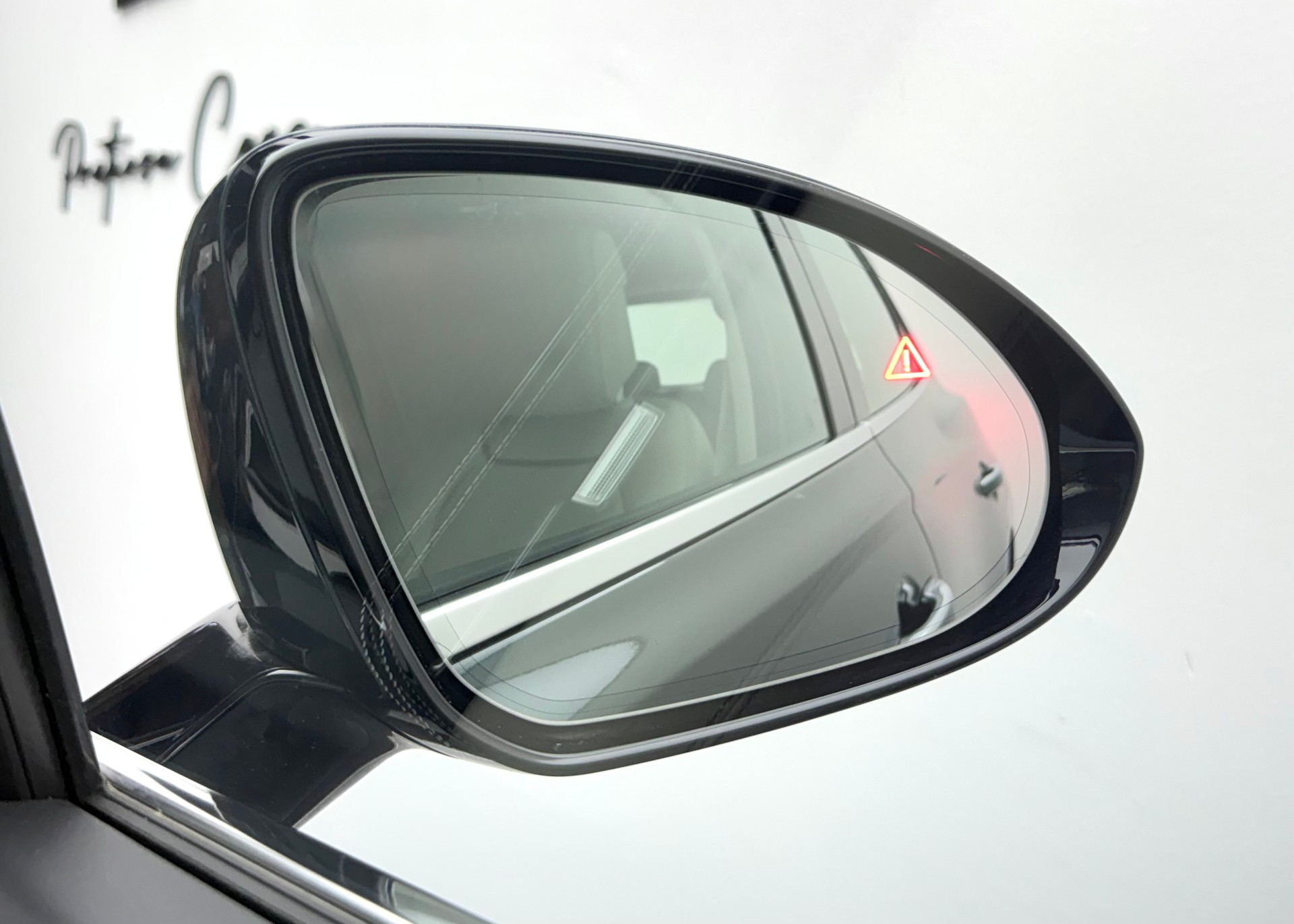 GENESIS GV70 2.5 TGDI Luxury AT8 AWD-image-18