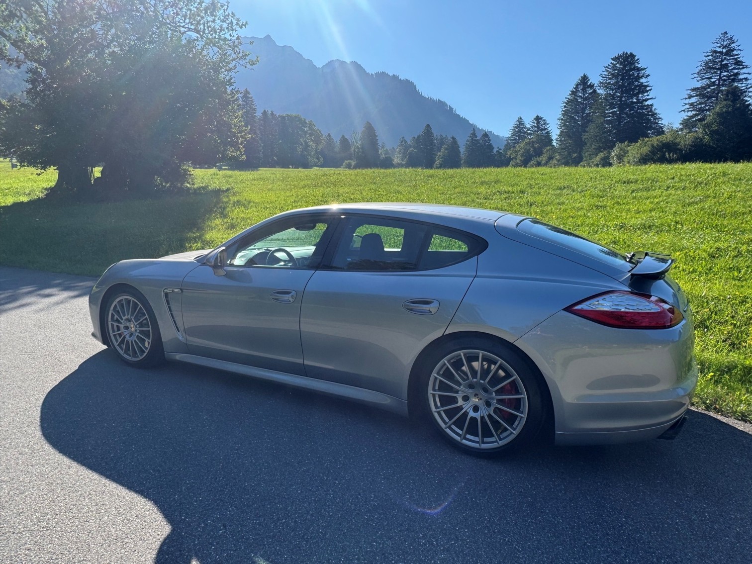 PORSCHE 4.8 V8 GTS PDK-image-2