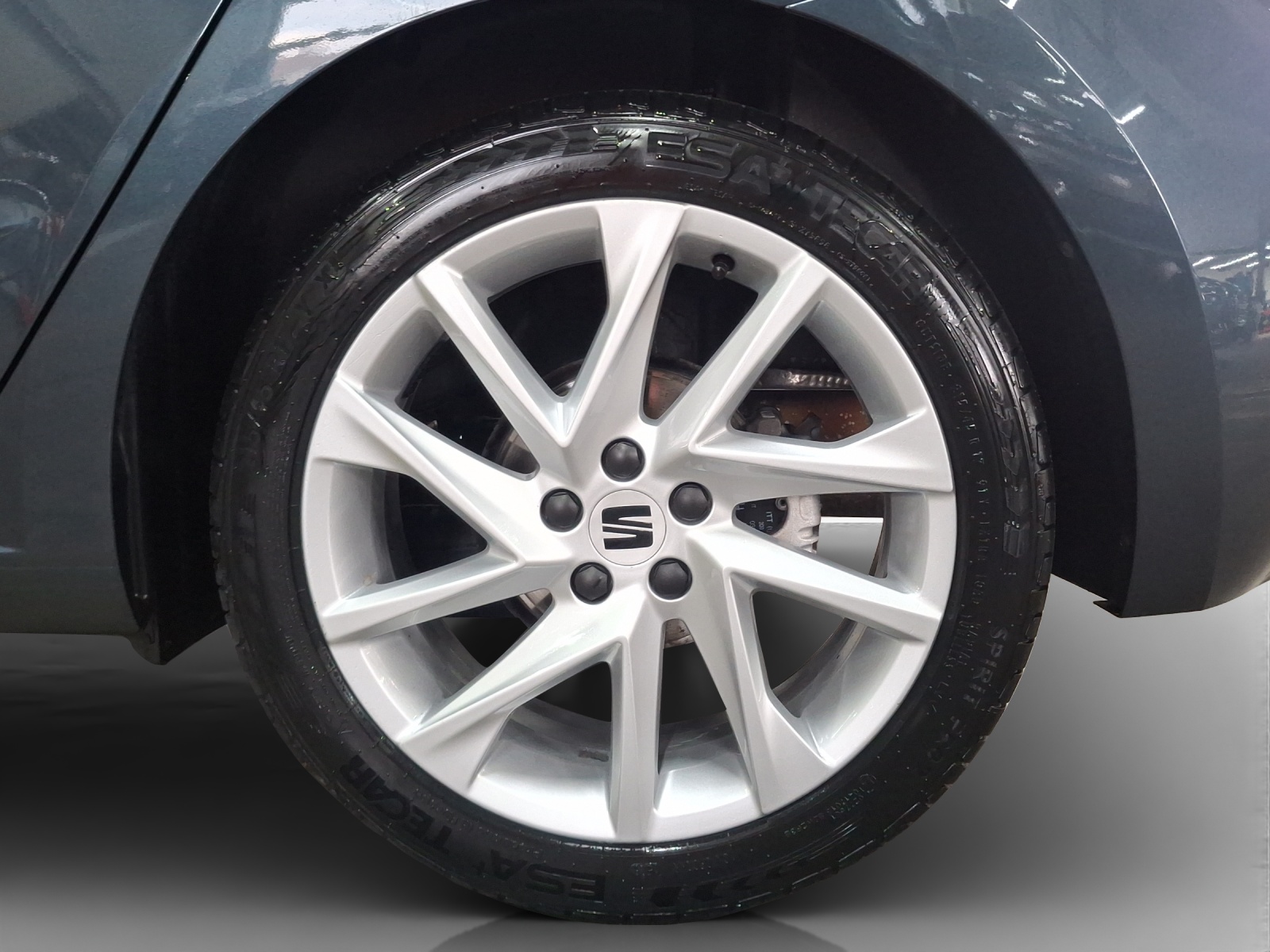 SEAT Ibiza 1.0 EcoTSI Hola FR DSG-image-13