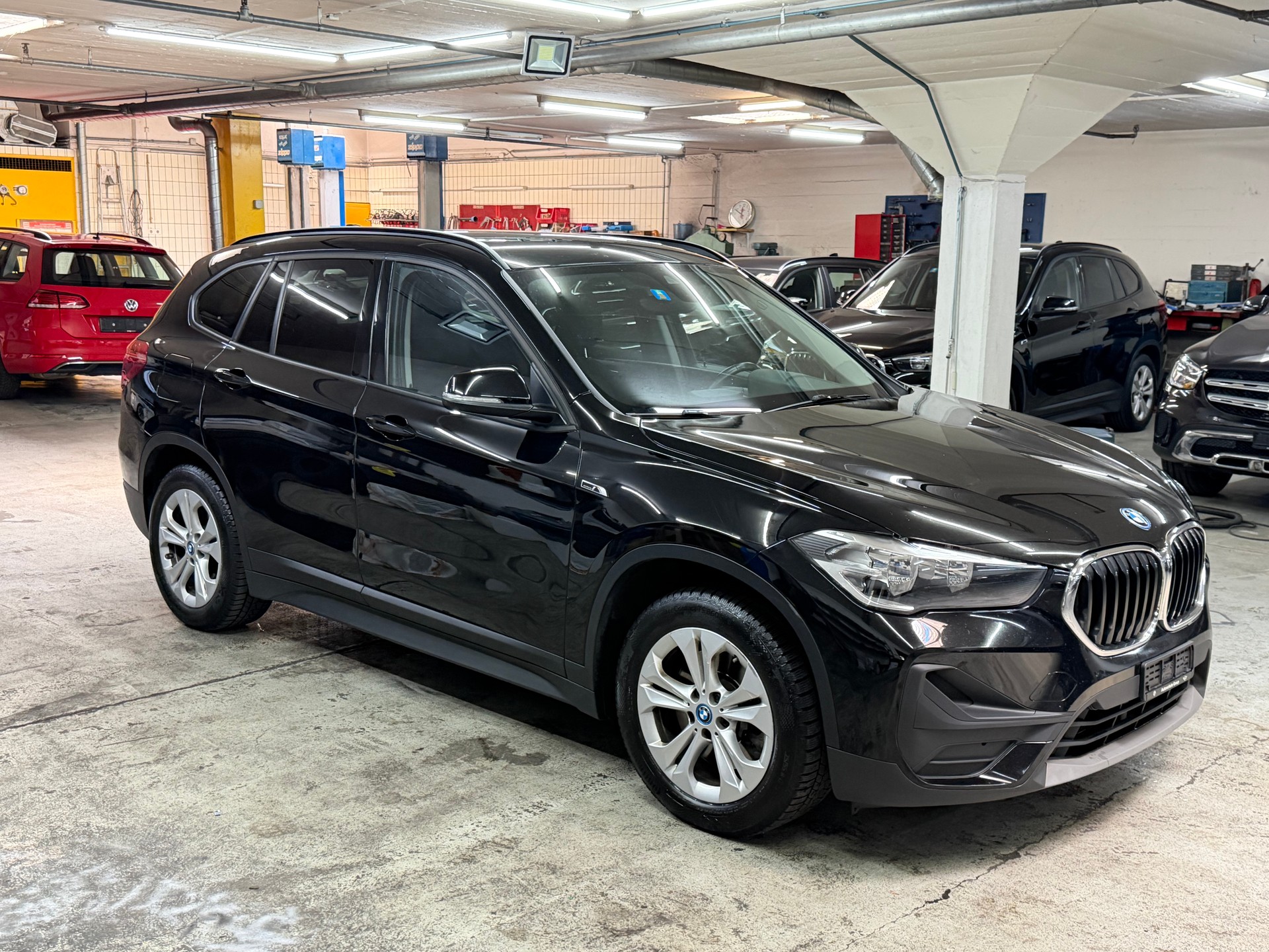 BMW X1 xDrive 25e Steptronic-image-11