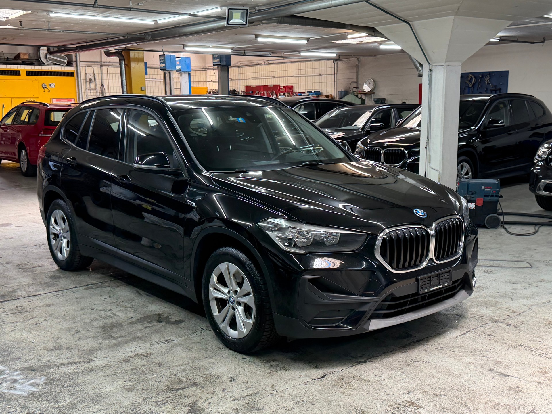 BMW X1 xDrive 25e Steptronic-image-14