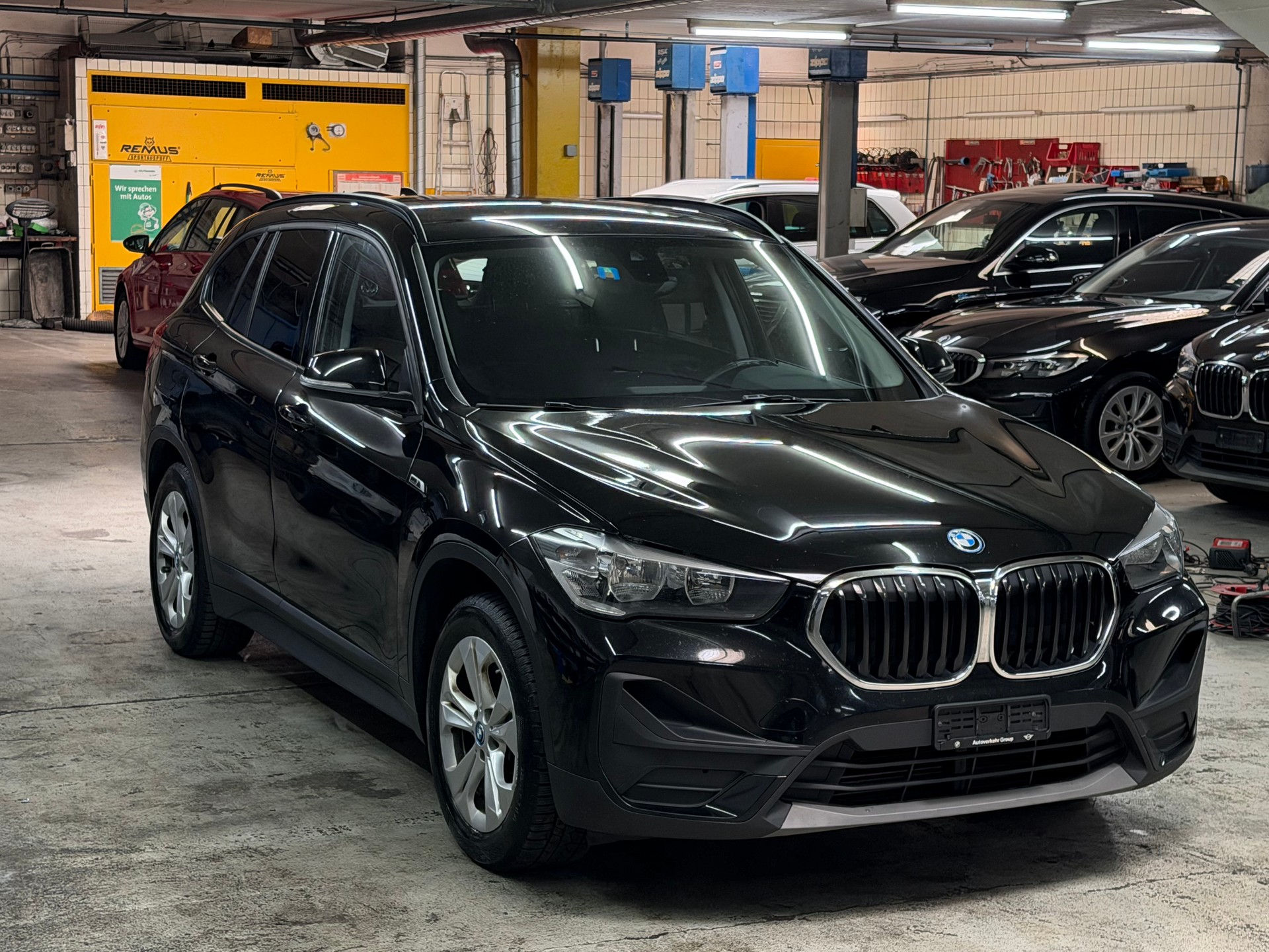 BMW X1 xDrive 25e Steptronic-image-0