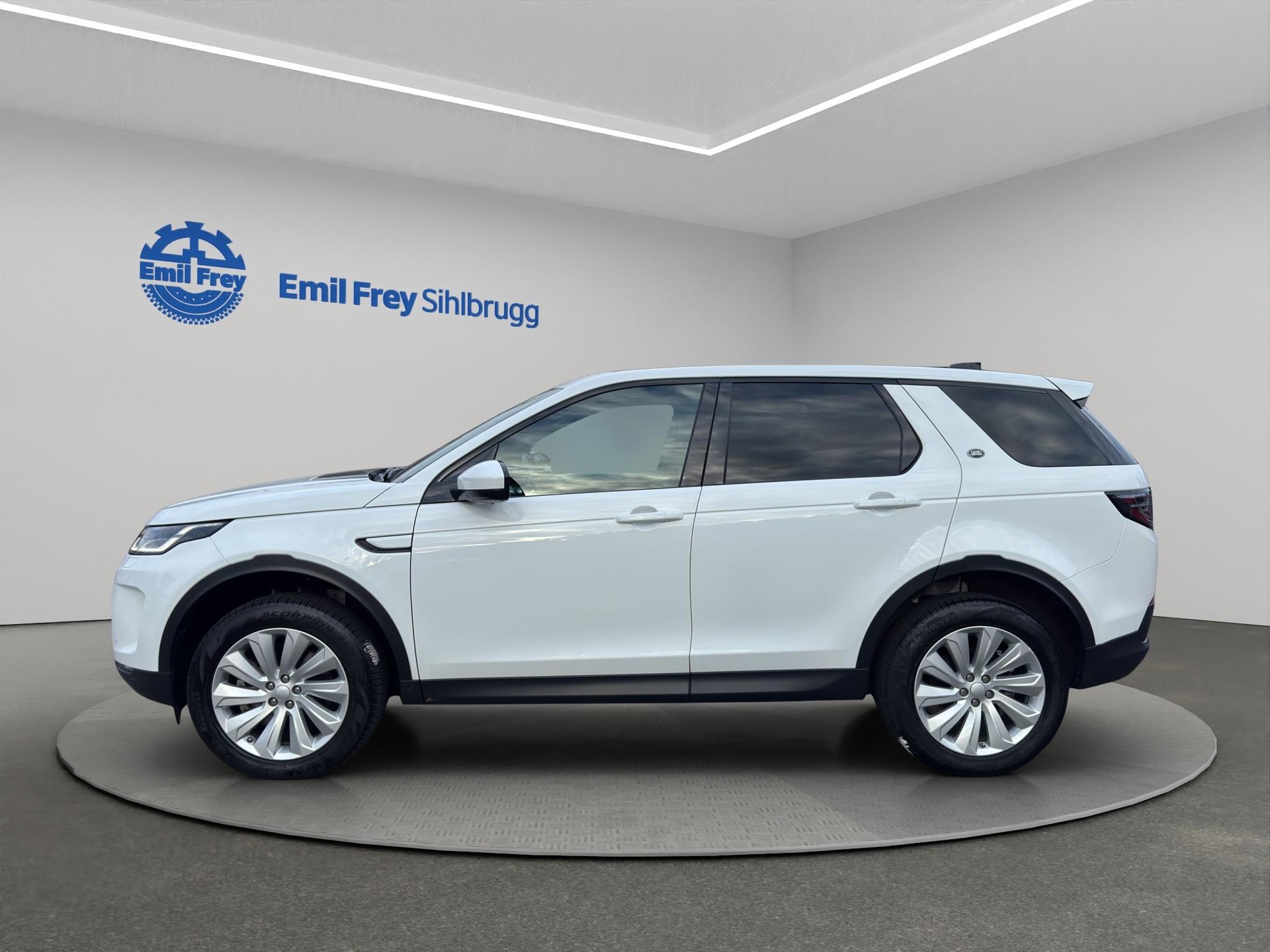 LAND ROVER Discovery Sport 2.0 TD4 180 SE-image-6