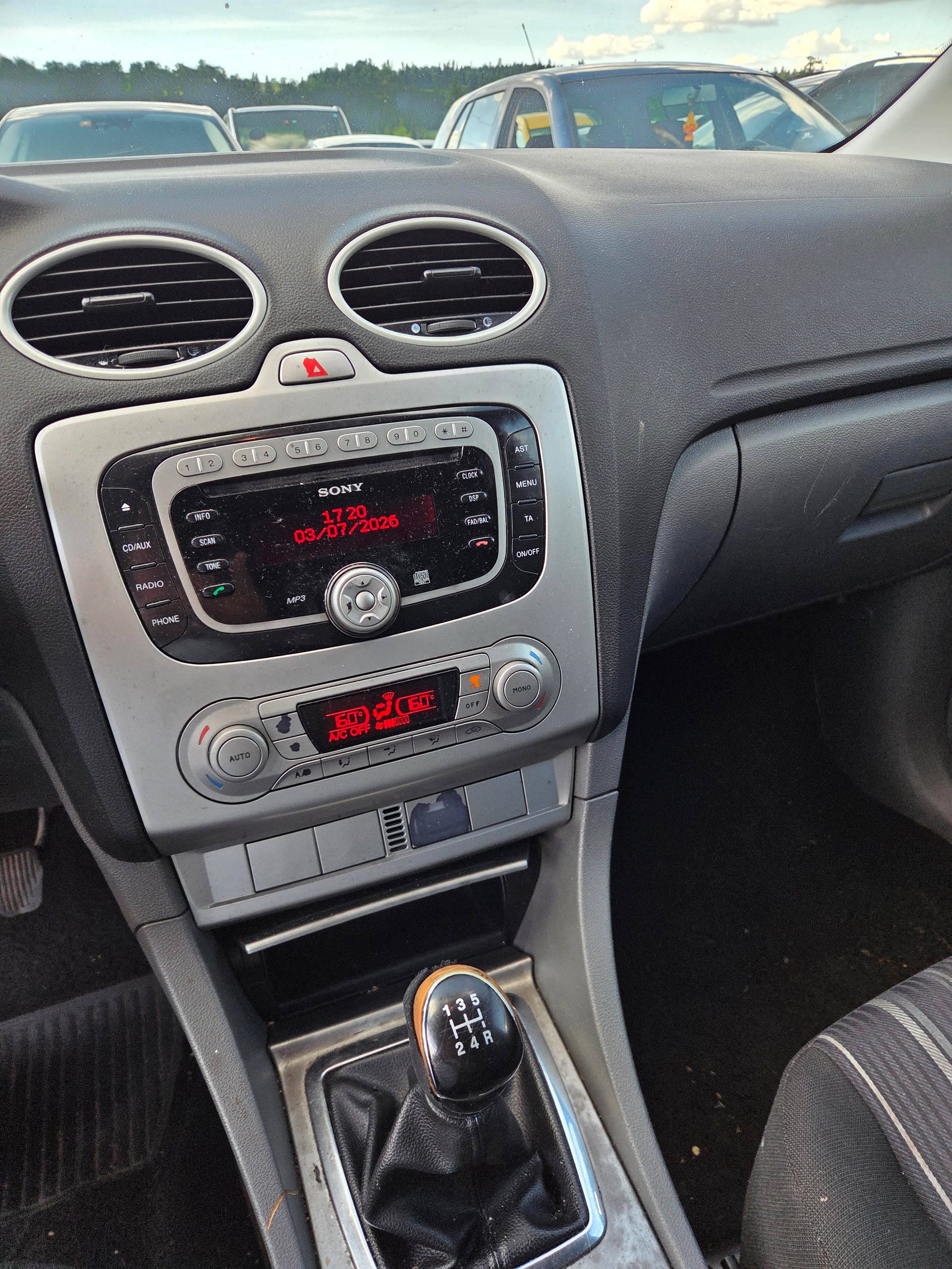 FORD Focus 1.8i Carving-image-7