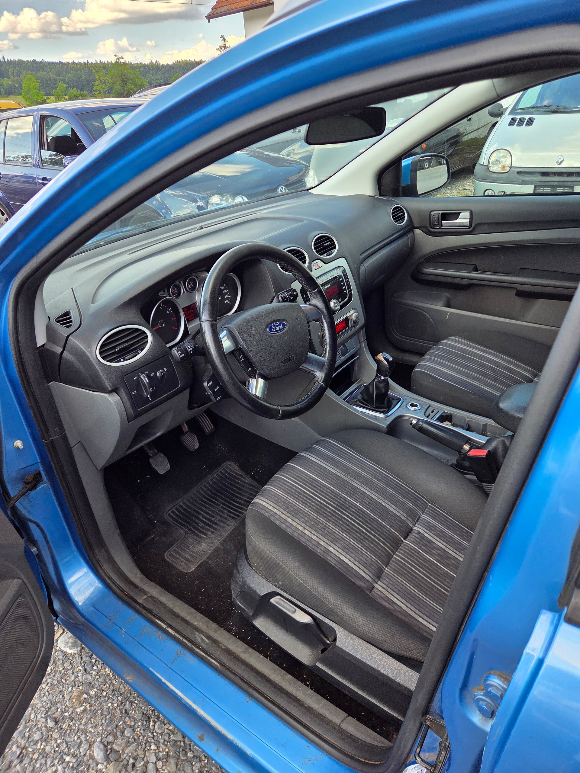 FORD Focus 1.8i Carving-image-6