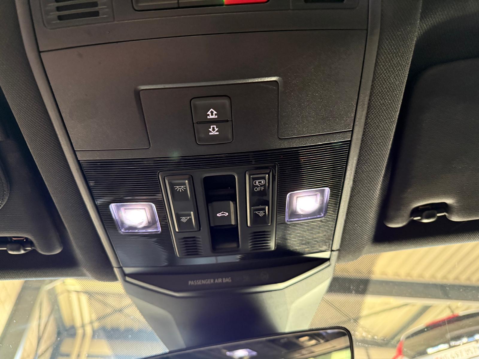 VW 2.0 TSI R-Line DSG 4motion-image-3