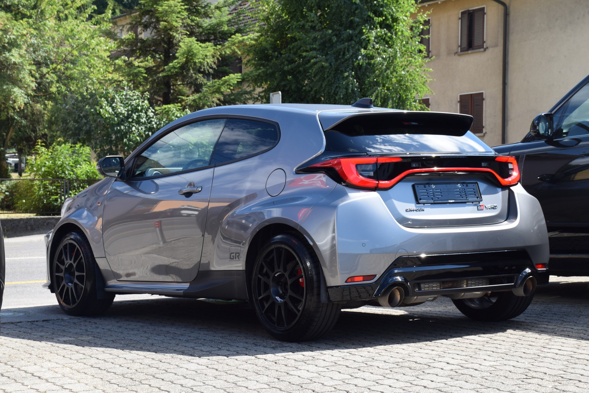 TOYOTA Yaris 1.6 GR Sport-image-5