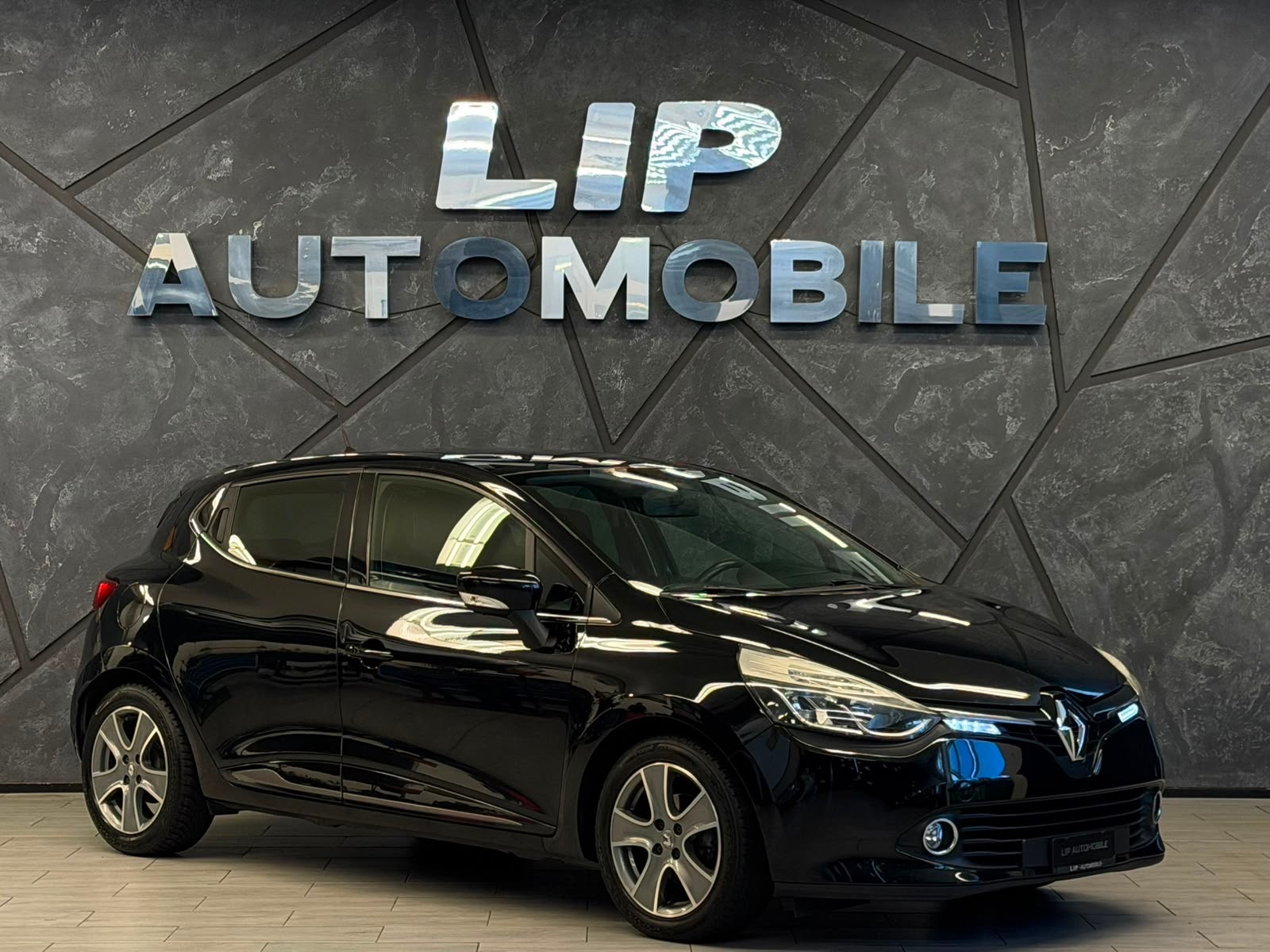 RENAULT Clio 1.5 dCi Limited-image-2