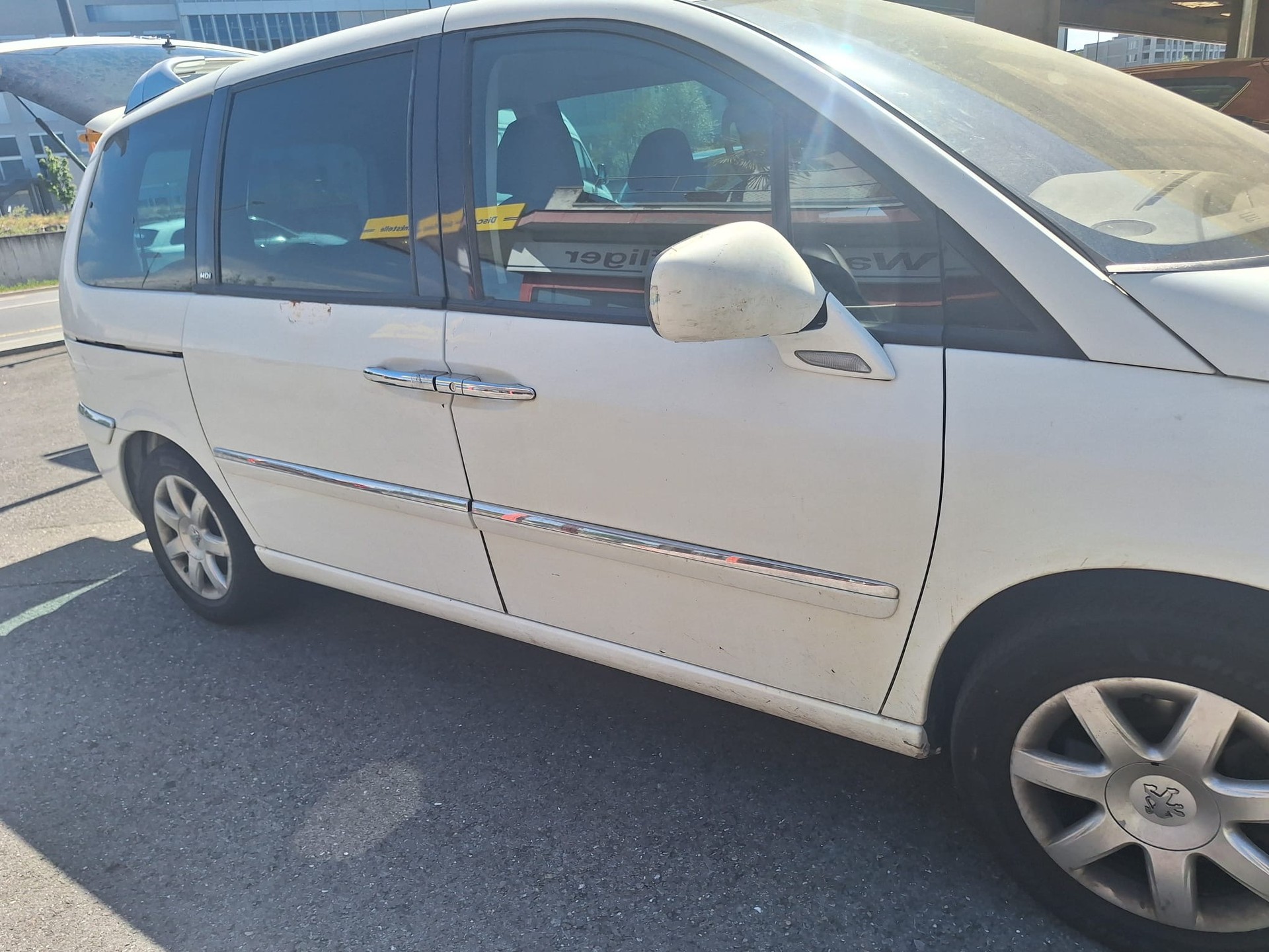 PEUGEOT 807 2.0 16V HDi Family+ Tiptronic-image-8