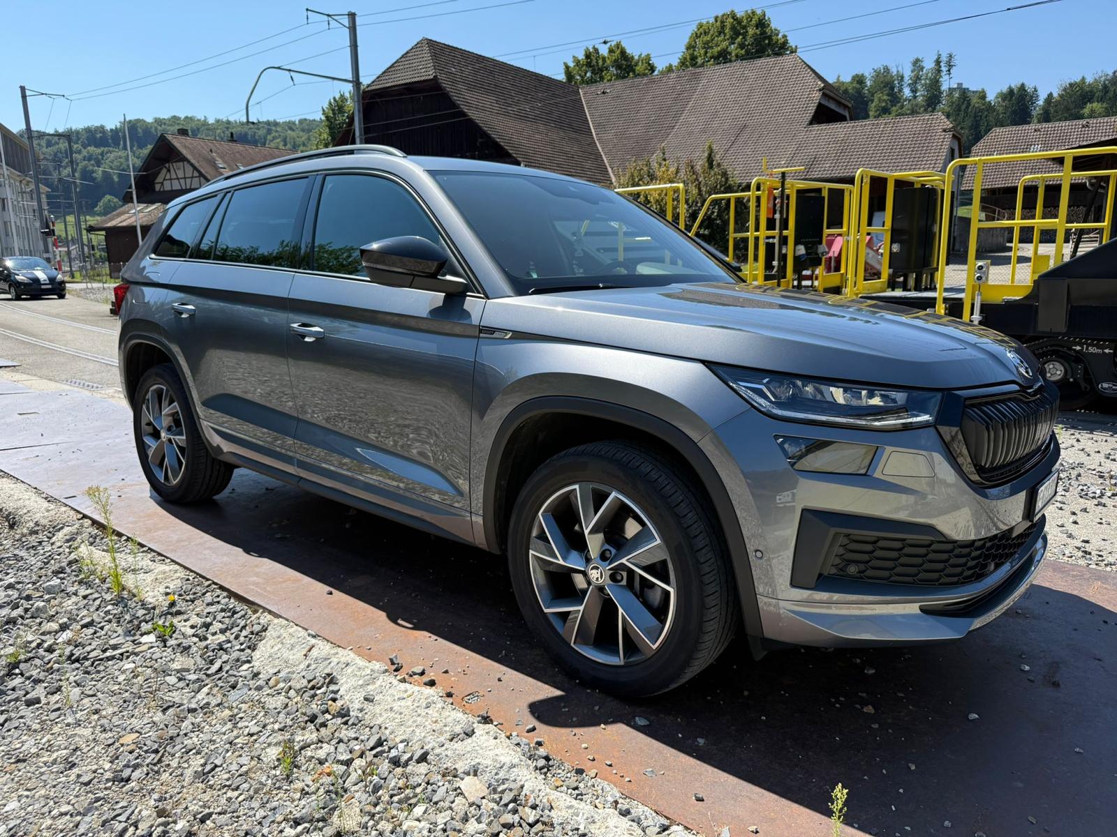 SKODA Kodiaq 2.0 TSI 4x4 SportLine-image-1