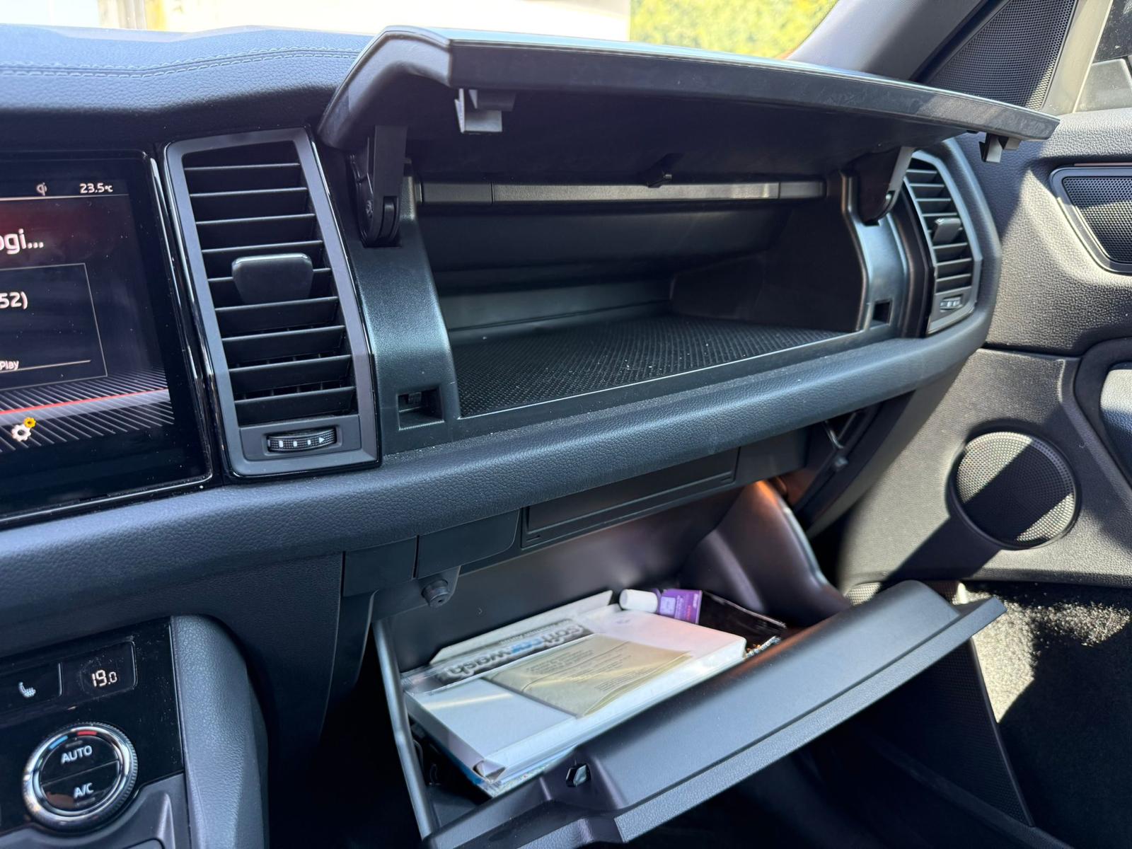 SKODA Kodiaq 2.0 TSI 4x4 SportLine-image-9