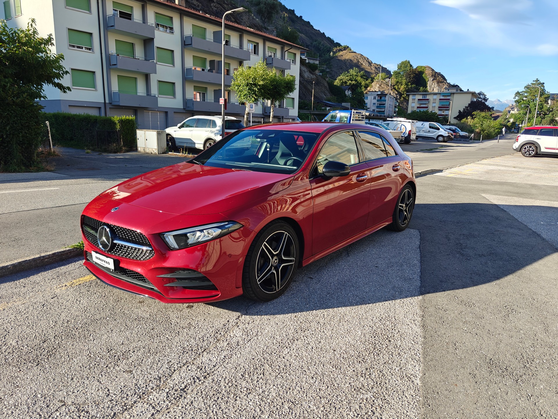 MERCEDES-BENZ A 200 AMG Line-image-0