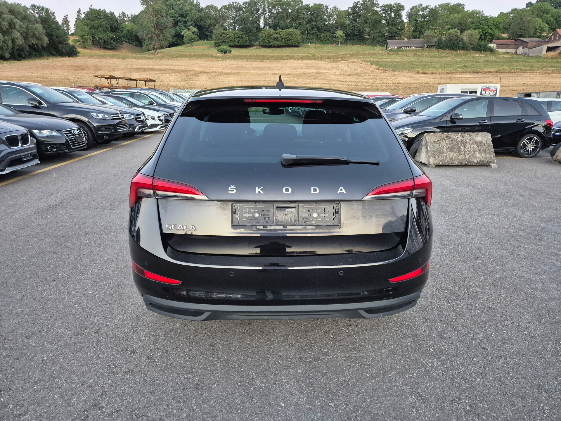 SKODA Scala 1.5 TSI ACT Ambition DSG-image-1