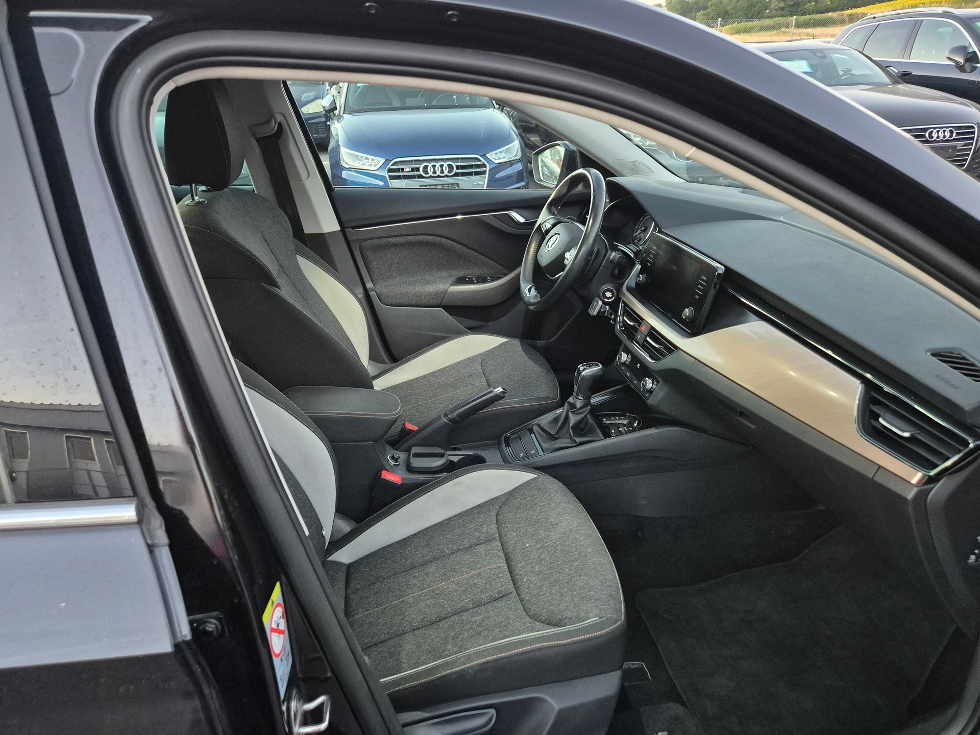 SKODA Scala 1.5 TSI ACT Ambition DSG-image-6