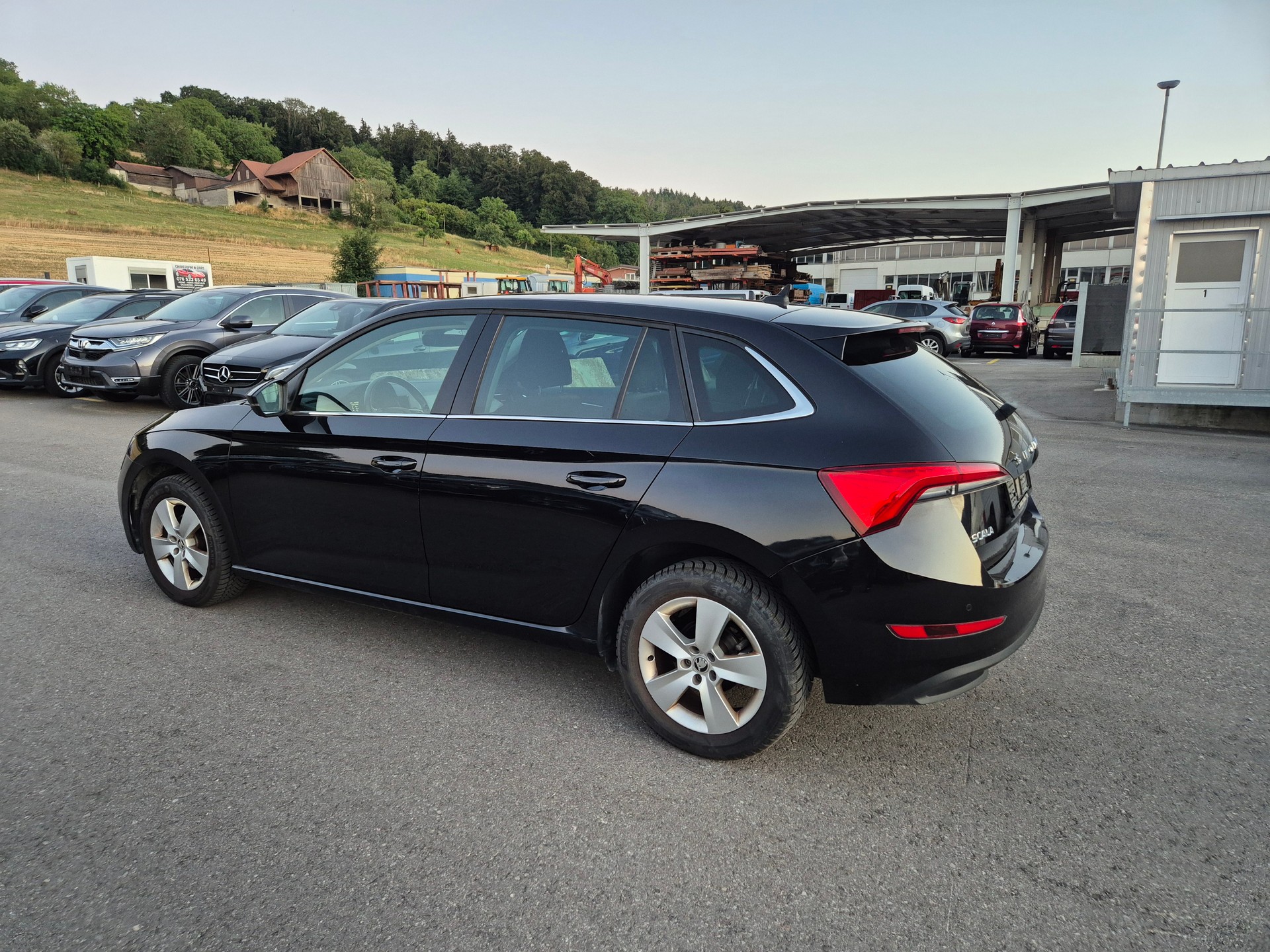 SKODA Scala 1.5 TSI ACT Ambition DSG-image-9