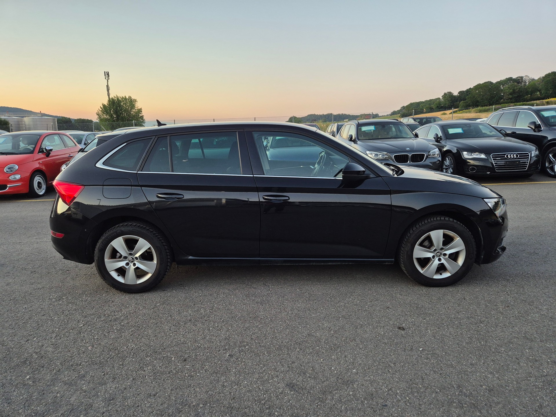 SKODA Scala 1.5 TSI ACT Ambition DSG-image-8