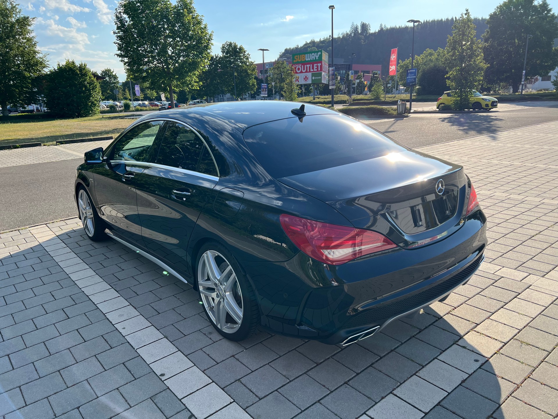 MERCEDES-BENZ CLA 45 AMG-image-9