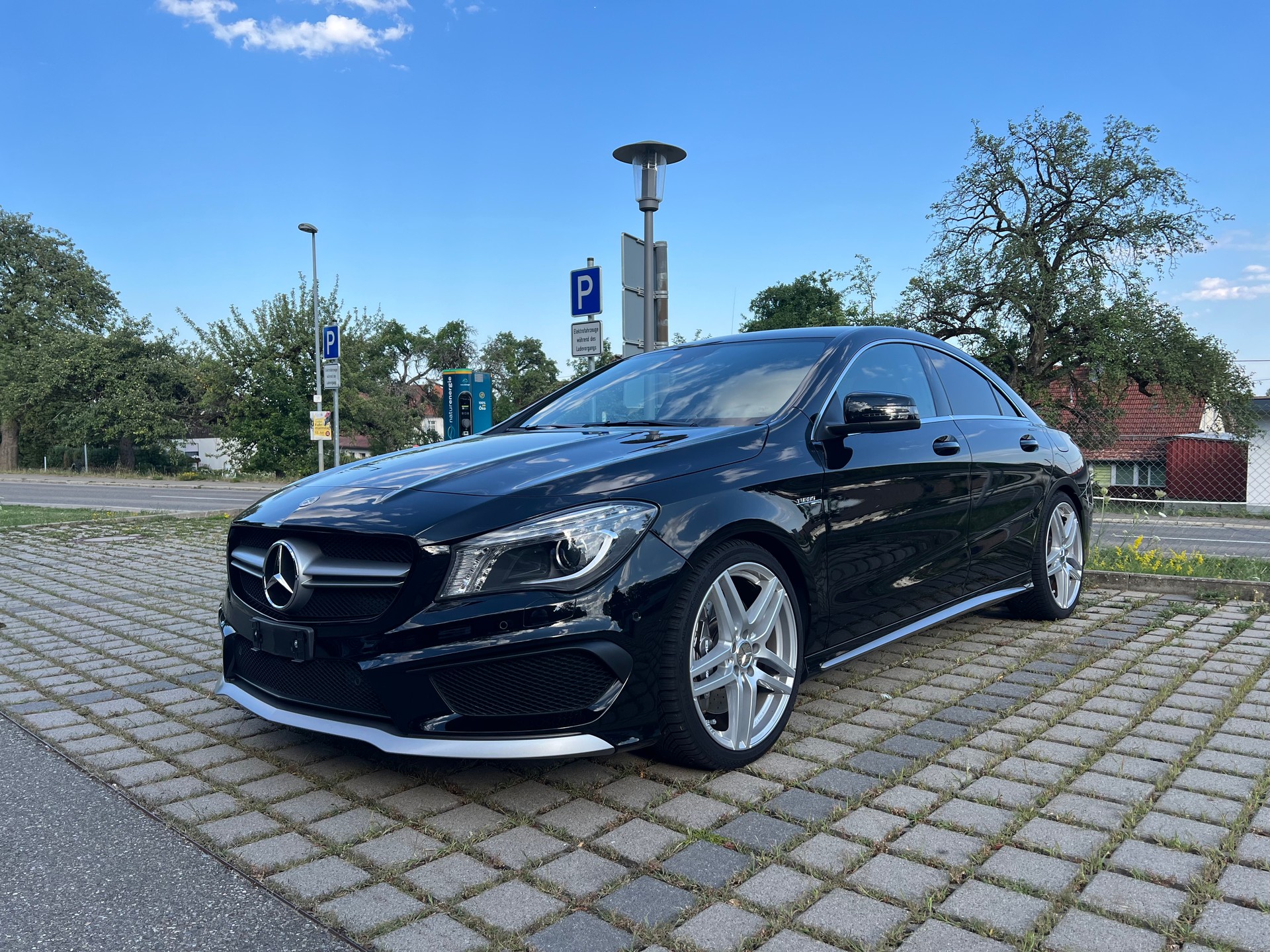 MERCEDES-BENZ CLA 45 AMG-image-0