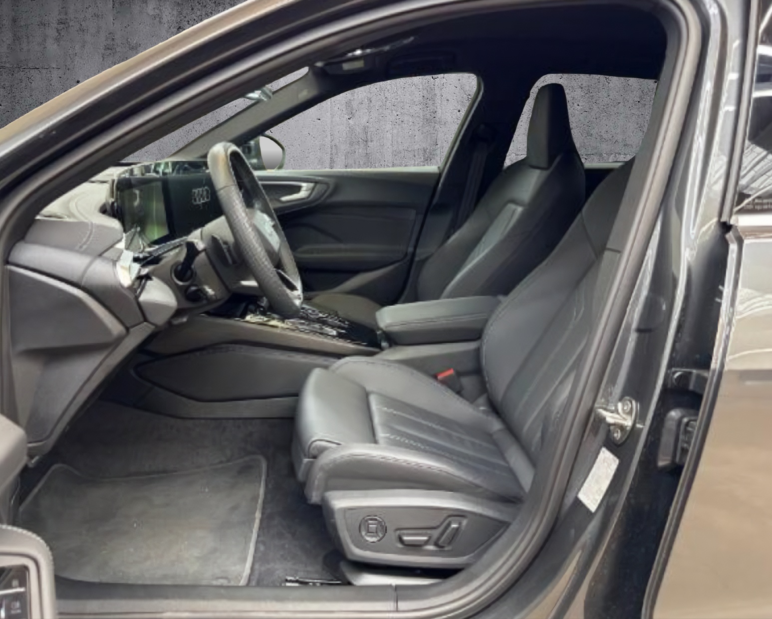 AUDI A5 Avant TDI quattro Attraction S-Line S tronic *CH-FZG / Gratisservice / Garantie*-image-6