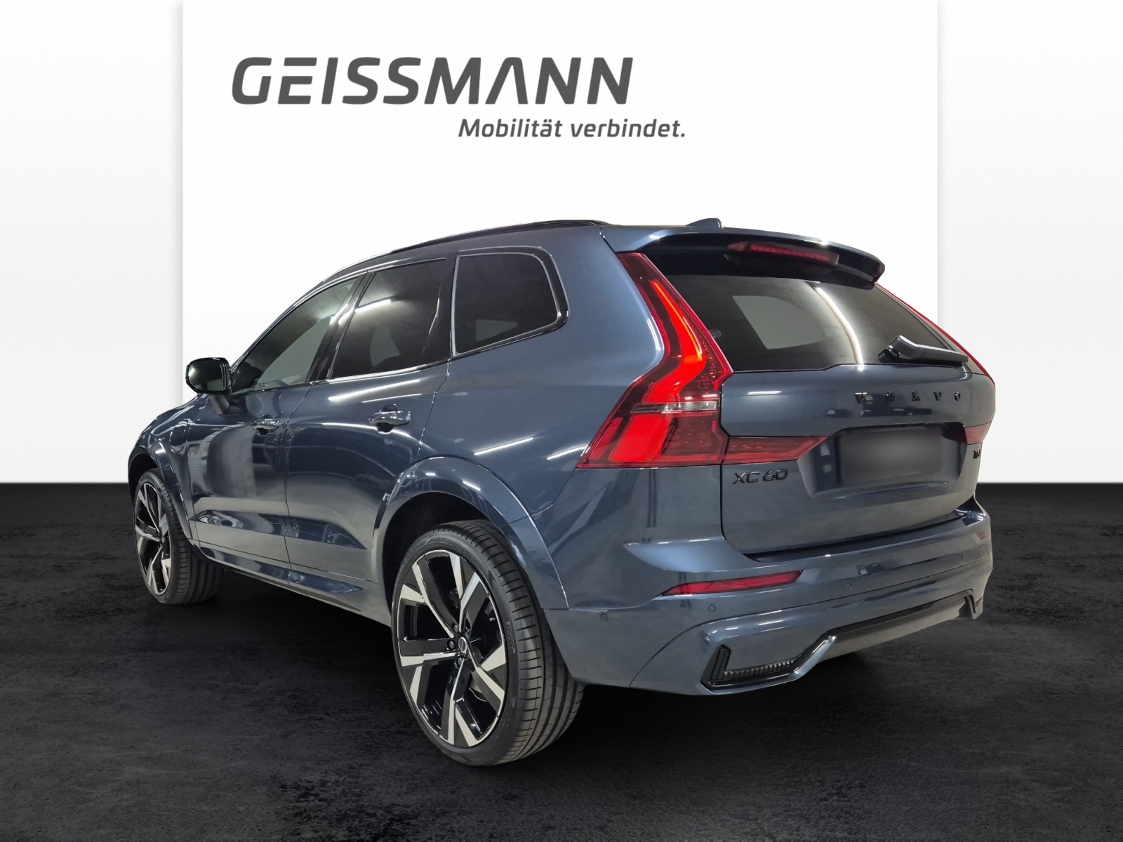 VOLVO XC60 2.0 T6 TE Black Edition eAWD-image-5