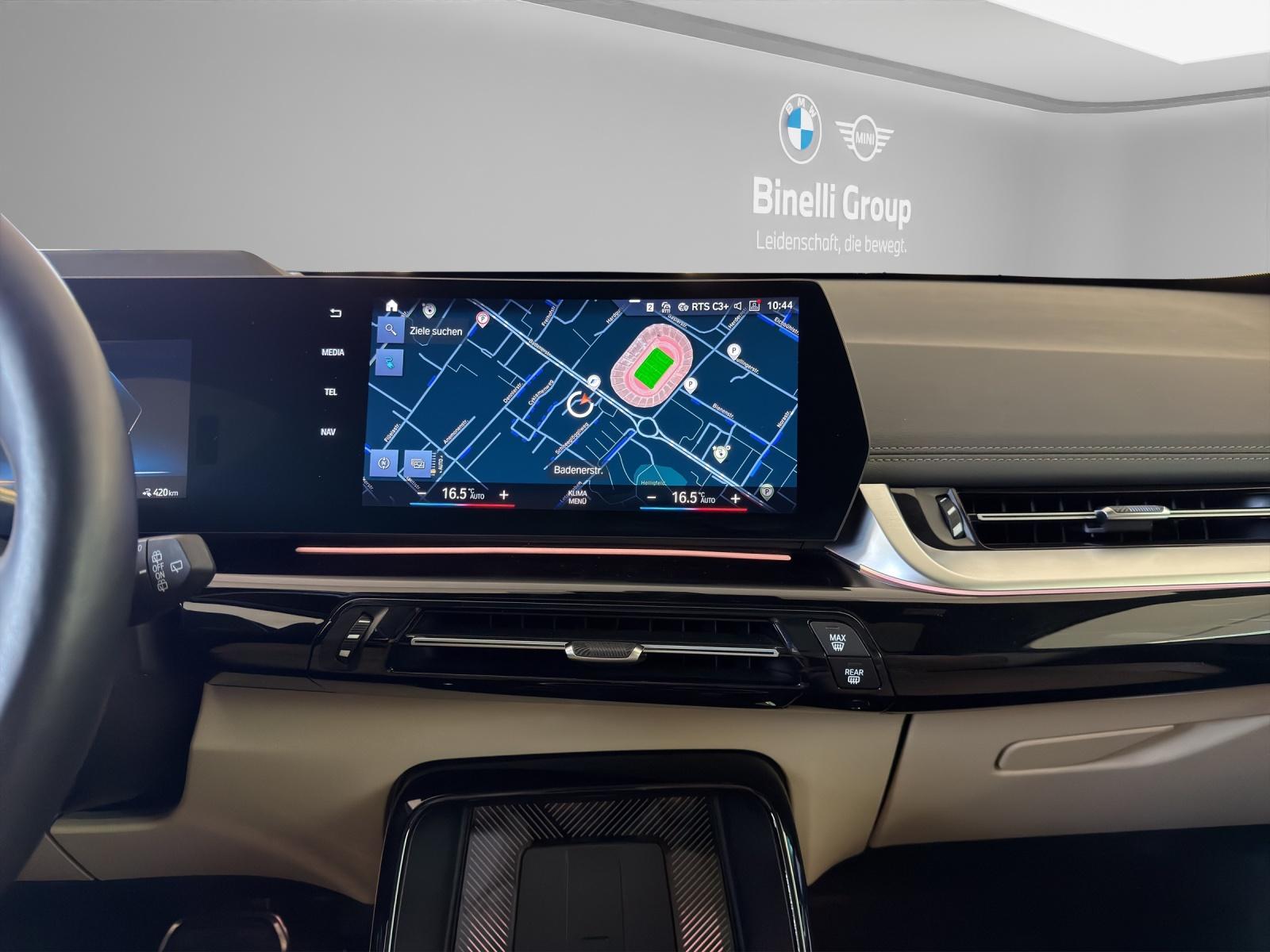 BMW iX1 30 xDrive M-SportPaket-image-14