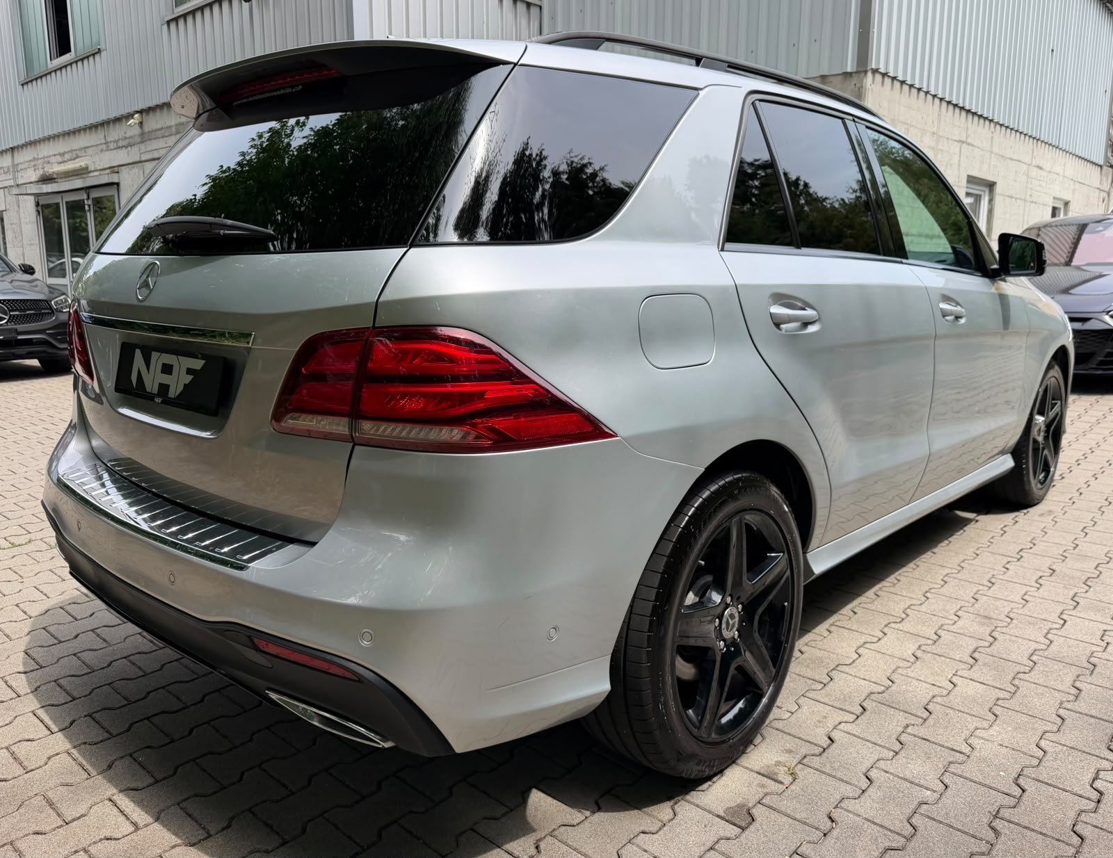 MERCEDES-BENZ GLE 350 d Executive 4Matic 9G-Tronic AMG-Line-image-5