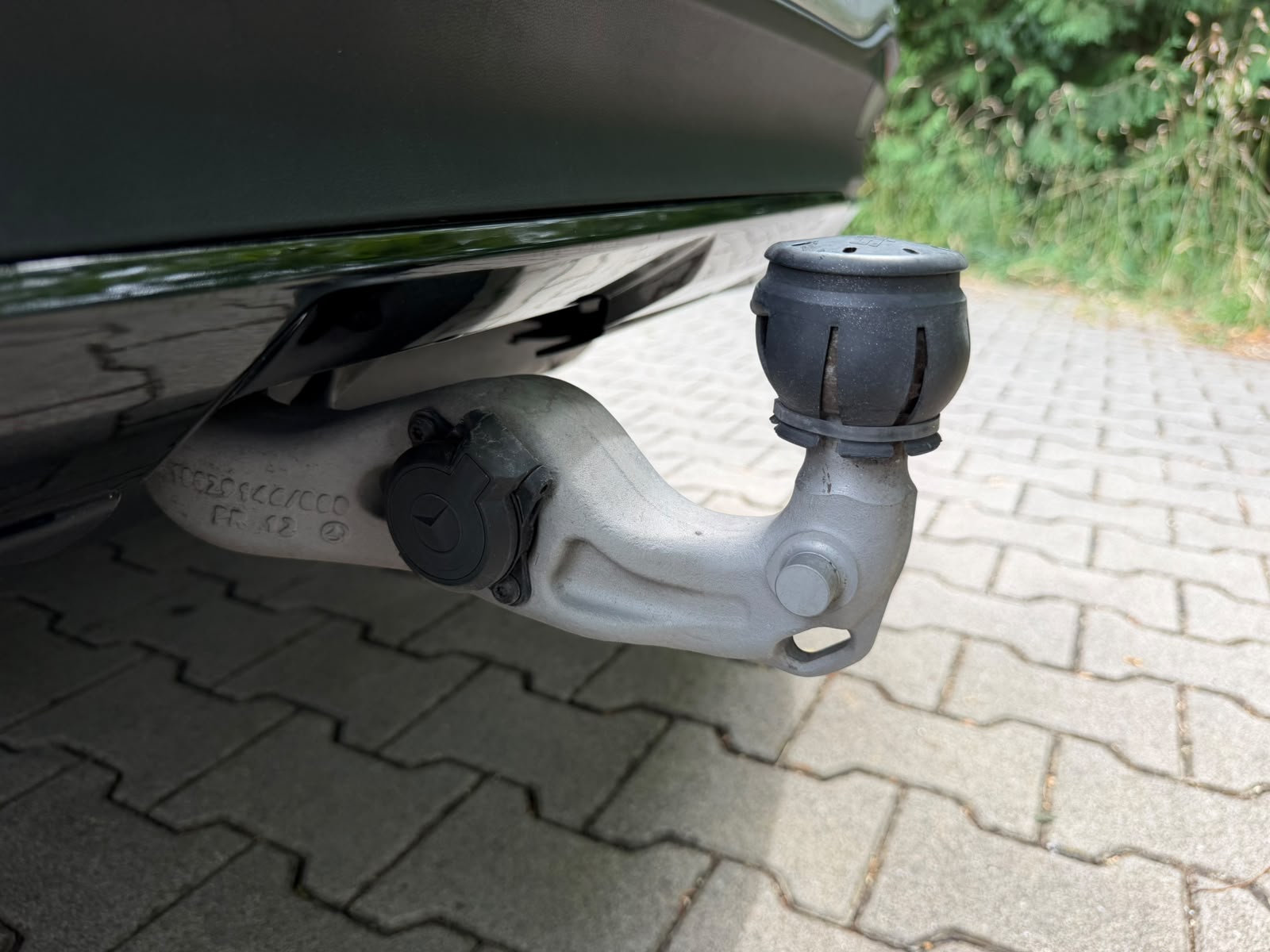 MERCEDES-BENZ GLE 350 d Executive 4Matic 9G-Tronic AMG-Line-image-3
