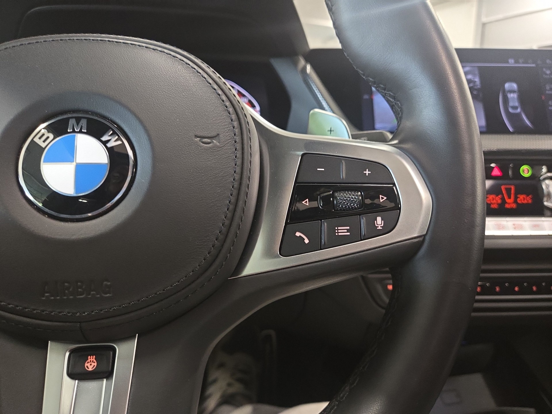 BMW M235i Gran Coupé xDrive Swiss Performance Steptronic-image-14