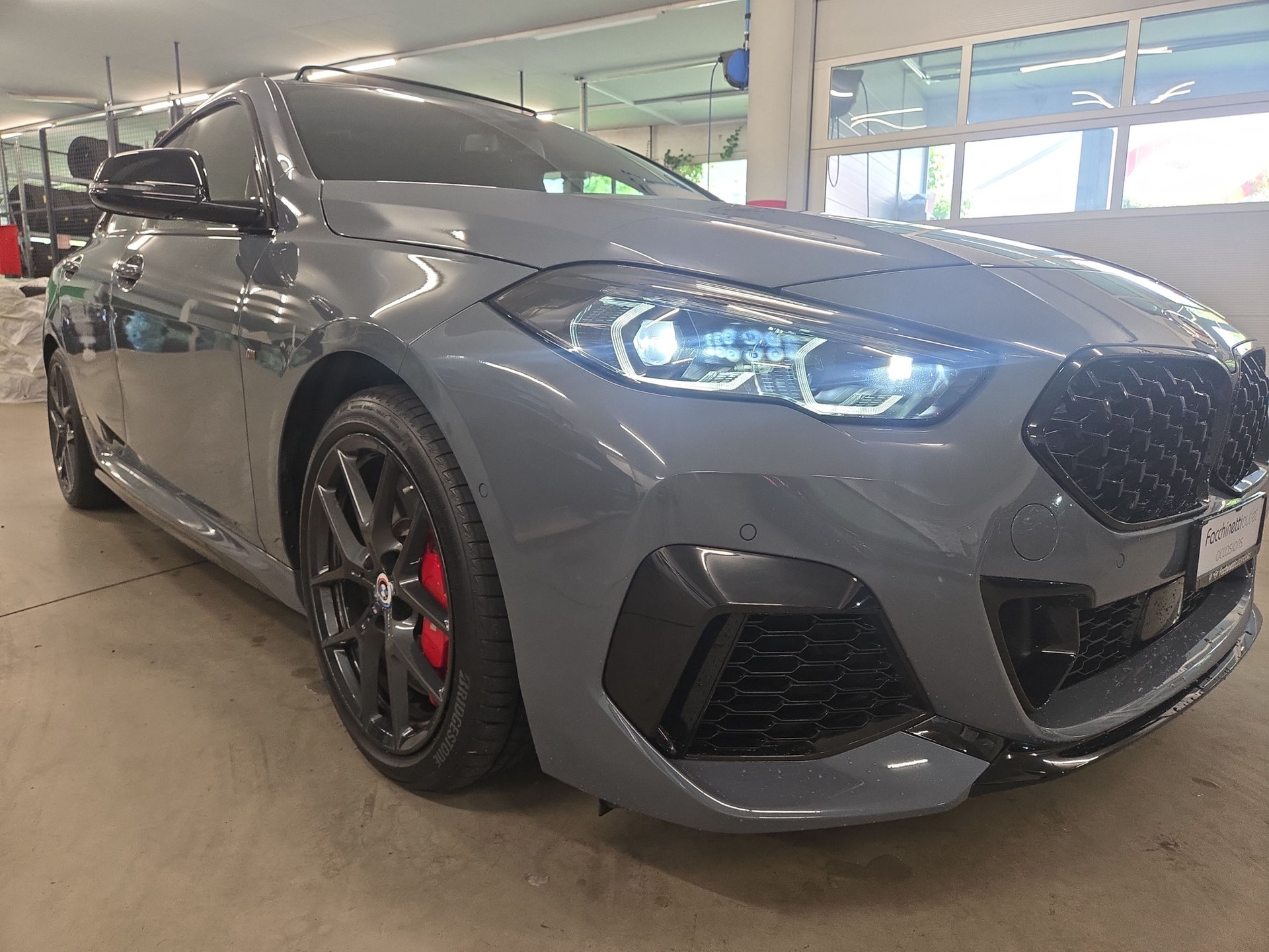BMW M235i Gran Coupé xDrive Swiss Performance Steptronic-image-17