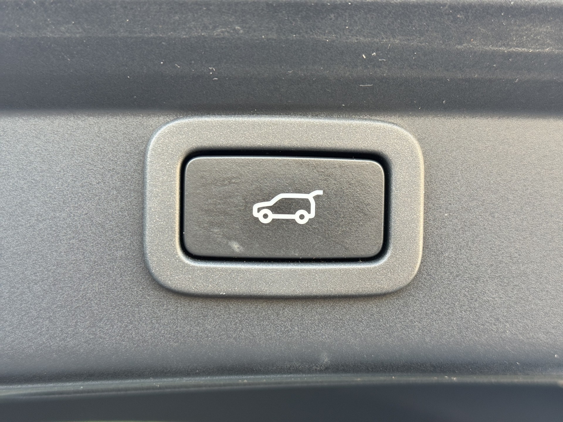 JAGUAR I-Pace EV400 HSE AWD-image-17