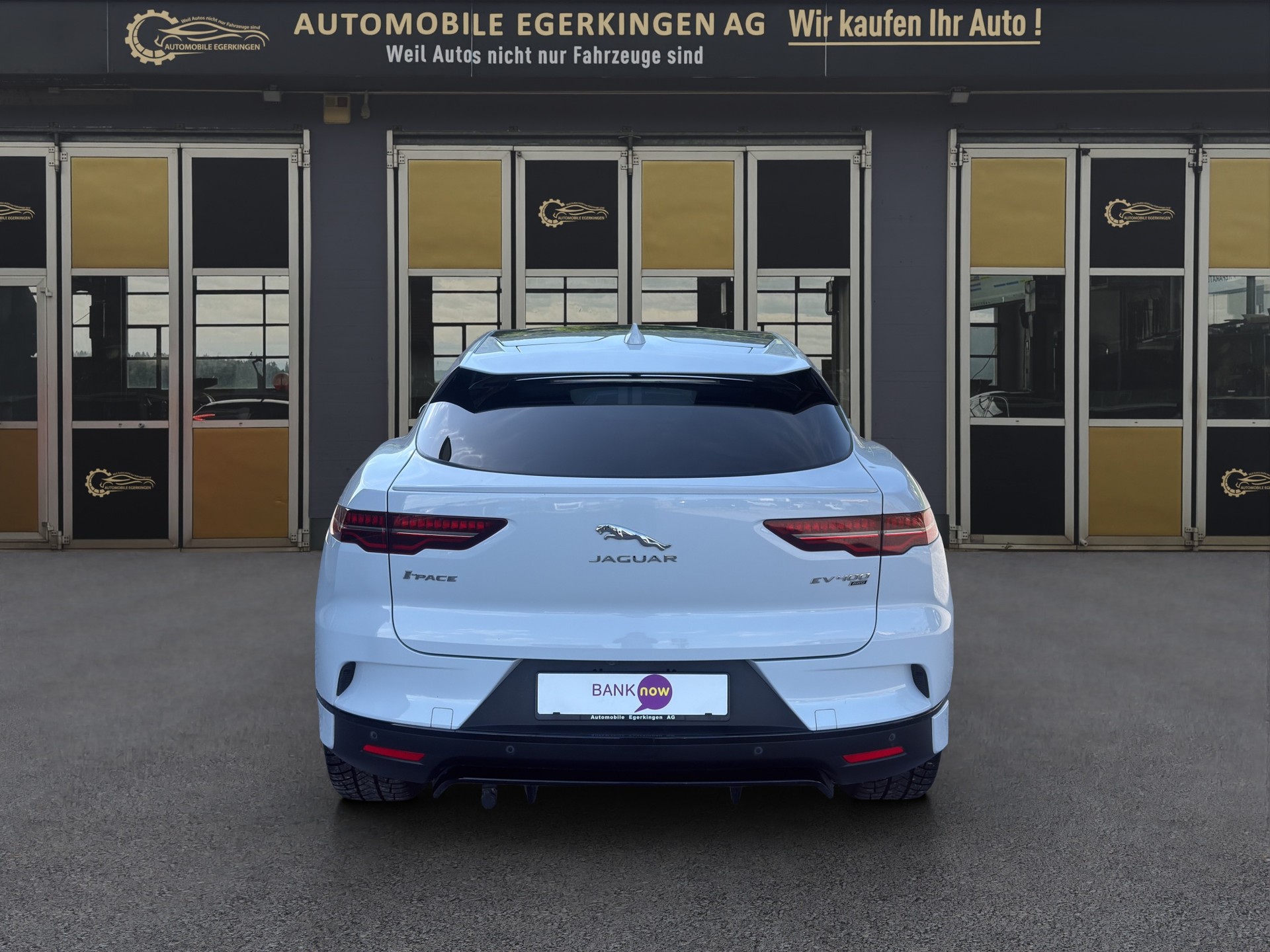 JAGUAR I-Pace EV400 HSE AWD-image-5