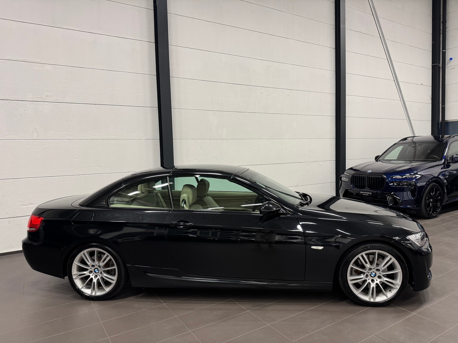 BMW 325i Cabriolet Steptronic M Paket-image-5