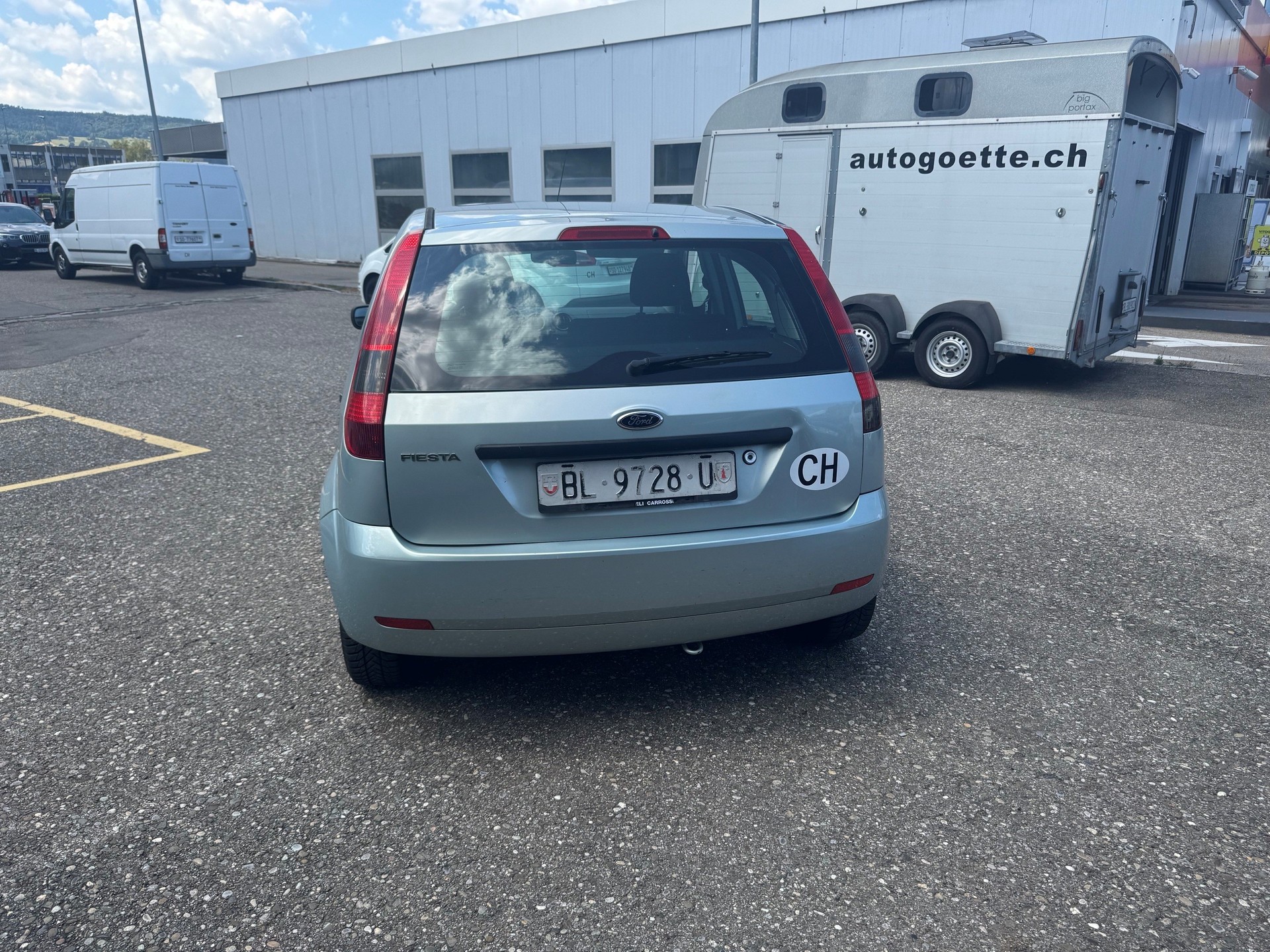 FORD Fiesta 1.4 16V Trend-showroom-element-3