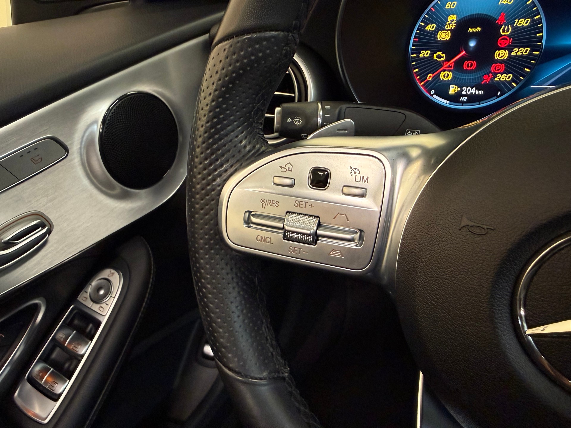 MERCEDES-BENZ C 200 AMG Line Cabriolet 9G-Tronic-image-20