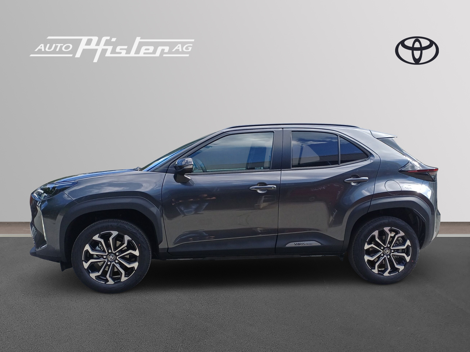 TOYOTA Yaris Cross 1.5 VVT-i HSD Trend AWD-i-image-2