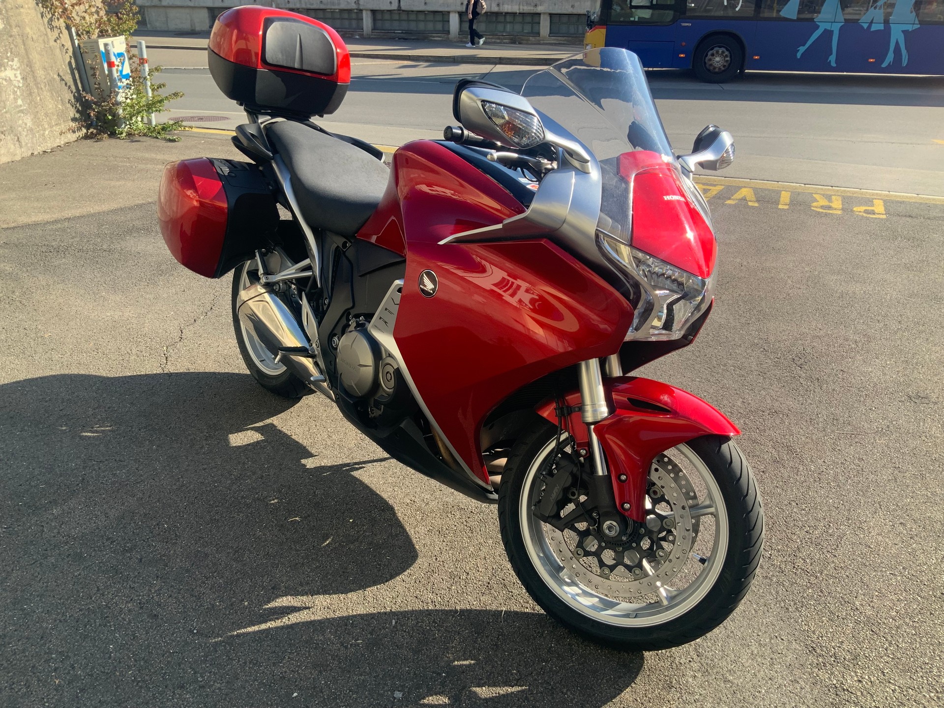 HONDA VFR 1200 FA-image-4