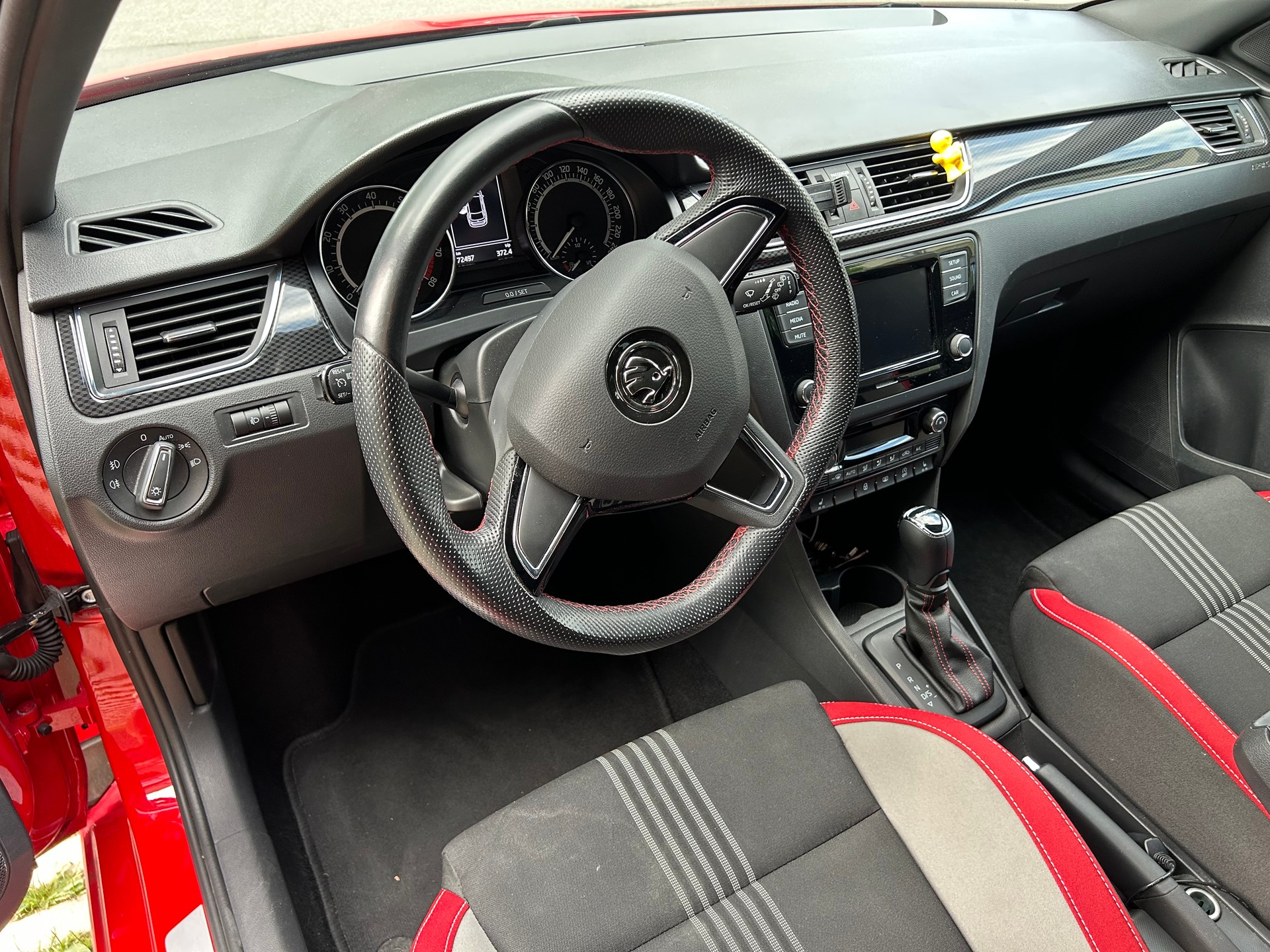 SKODA RAPID Monte Carlo 1.0 TSI-image-4