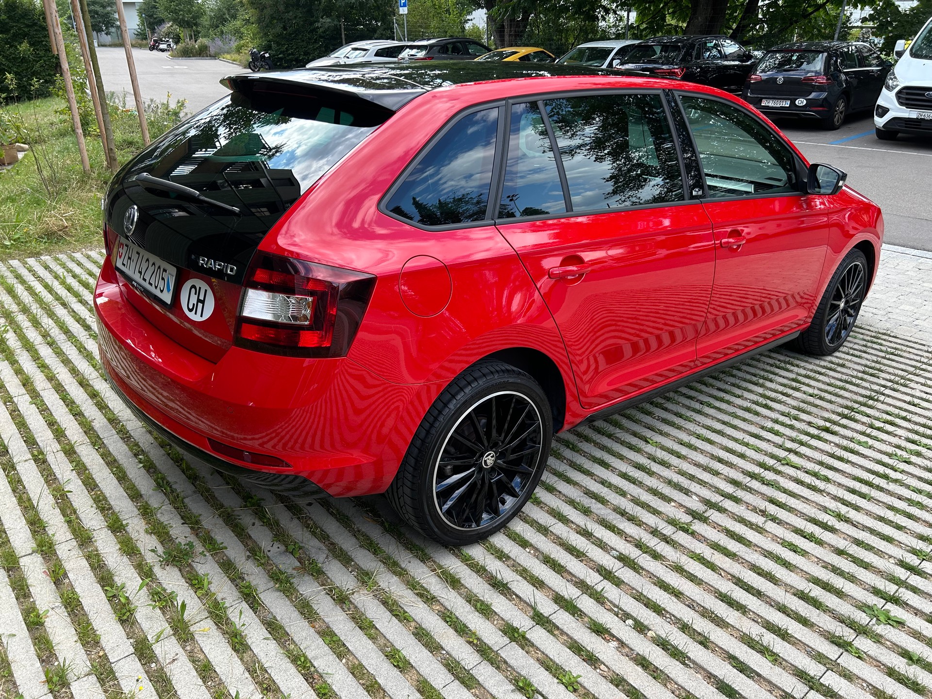 SKODA RAPID Monte Carlo 1.0 TSI-image-2