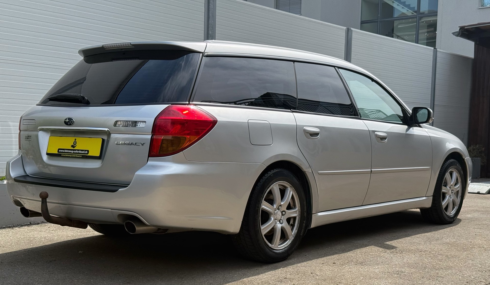 SUBARU Legacy 2.0R AWD Swiss (Ab MFK)-image-3