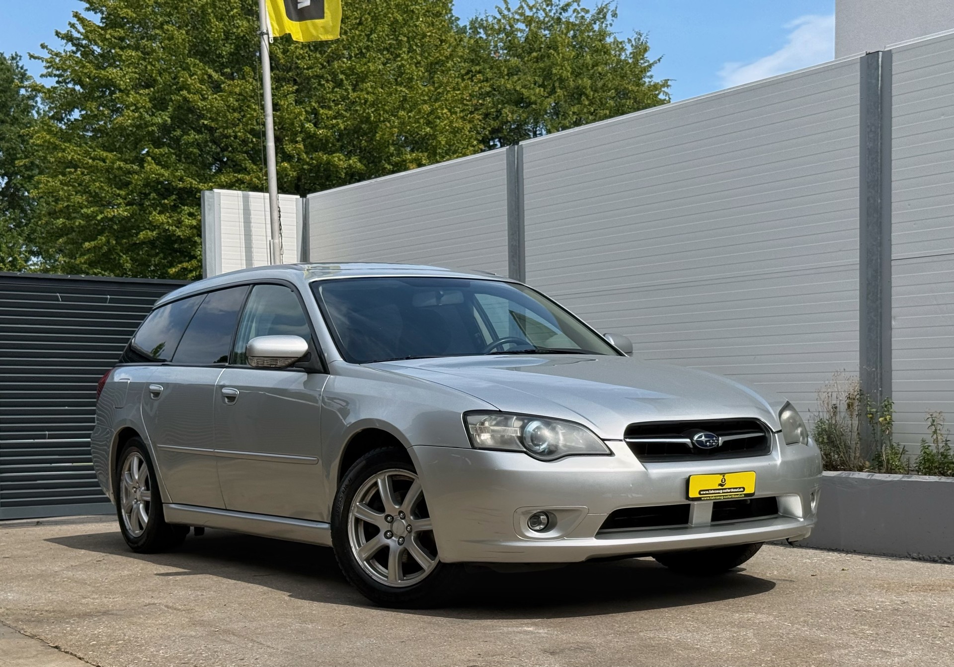 SUBARU Legacy 2.0R AWD Swiss (Ab MFK)-image-0