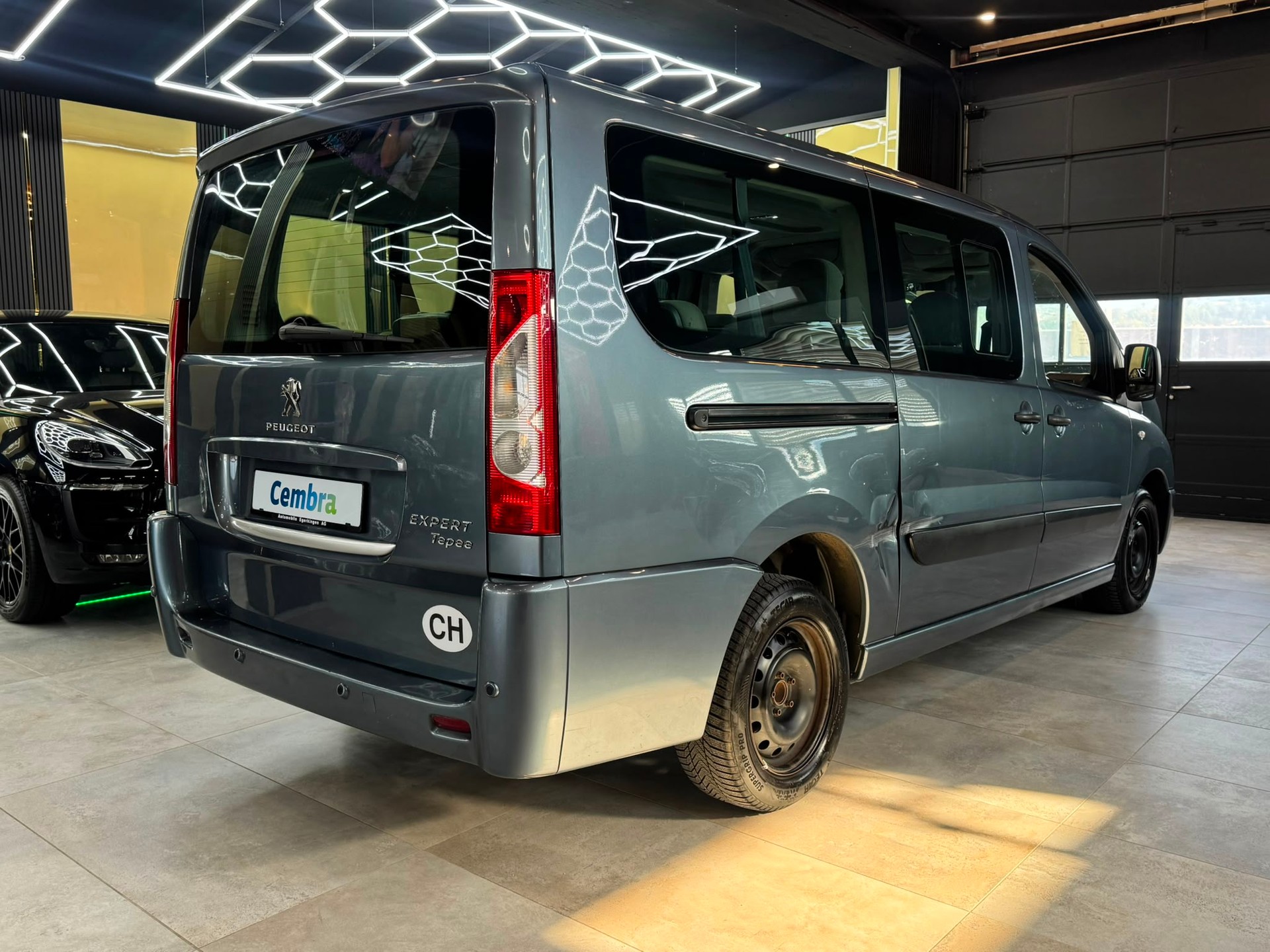 PEUGEOT Expert Tepee 2.0 HDi Active L2-image-4