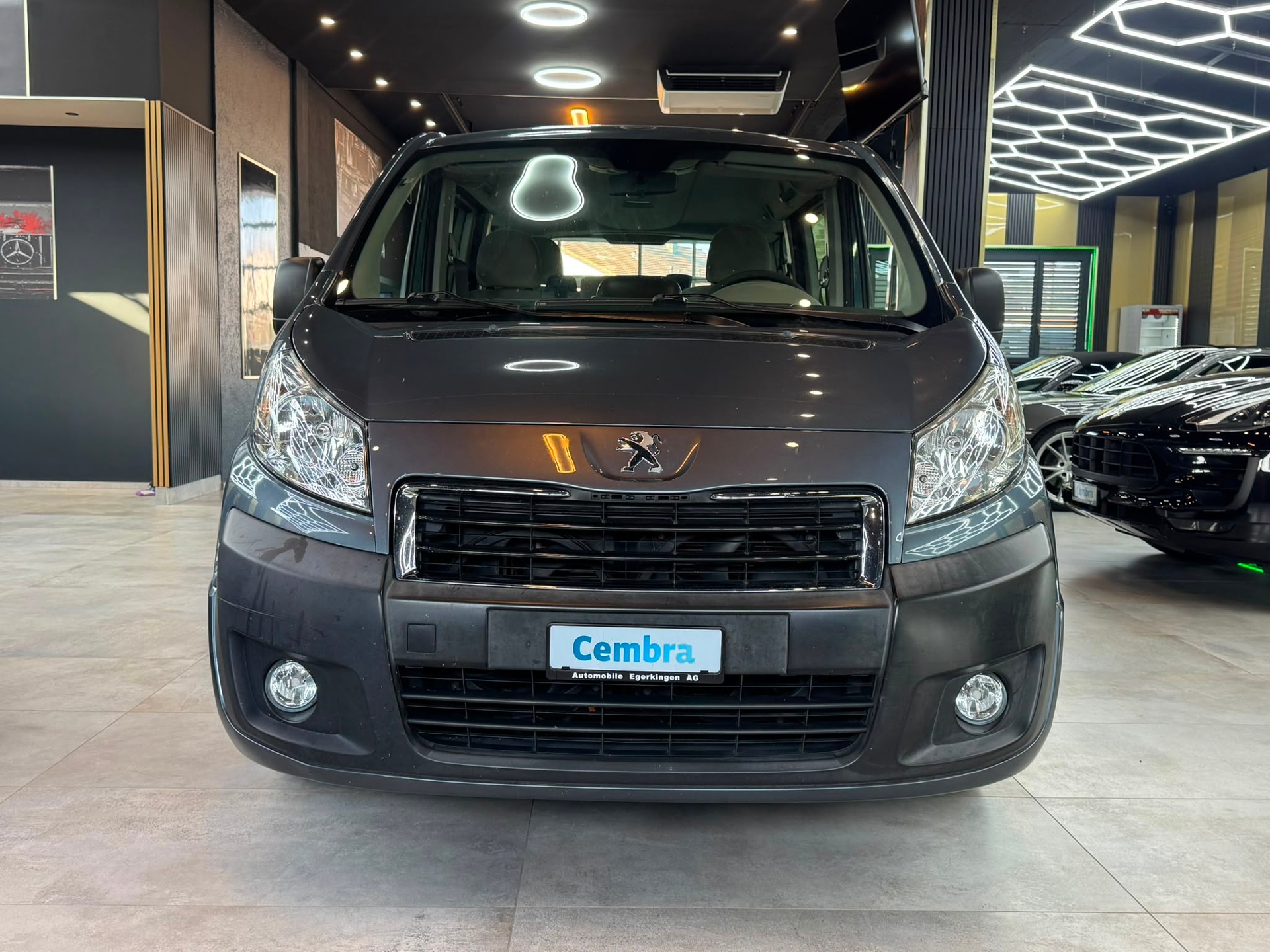PEUGEOT Expert Tepee 2.0 HDi Active L2-image-1