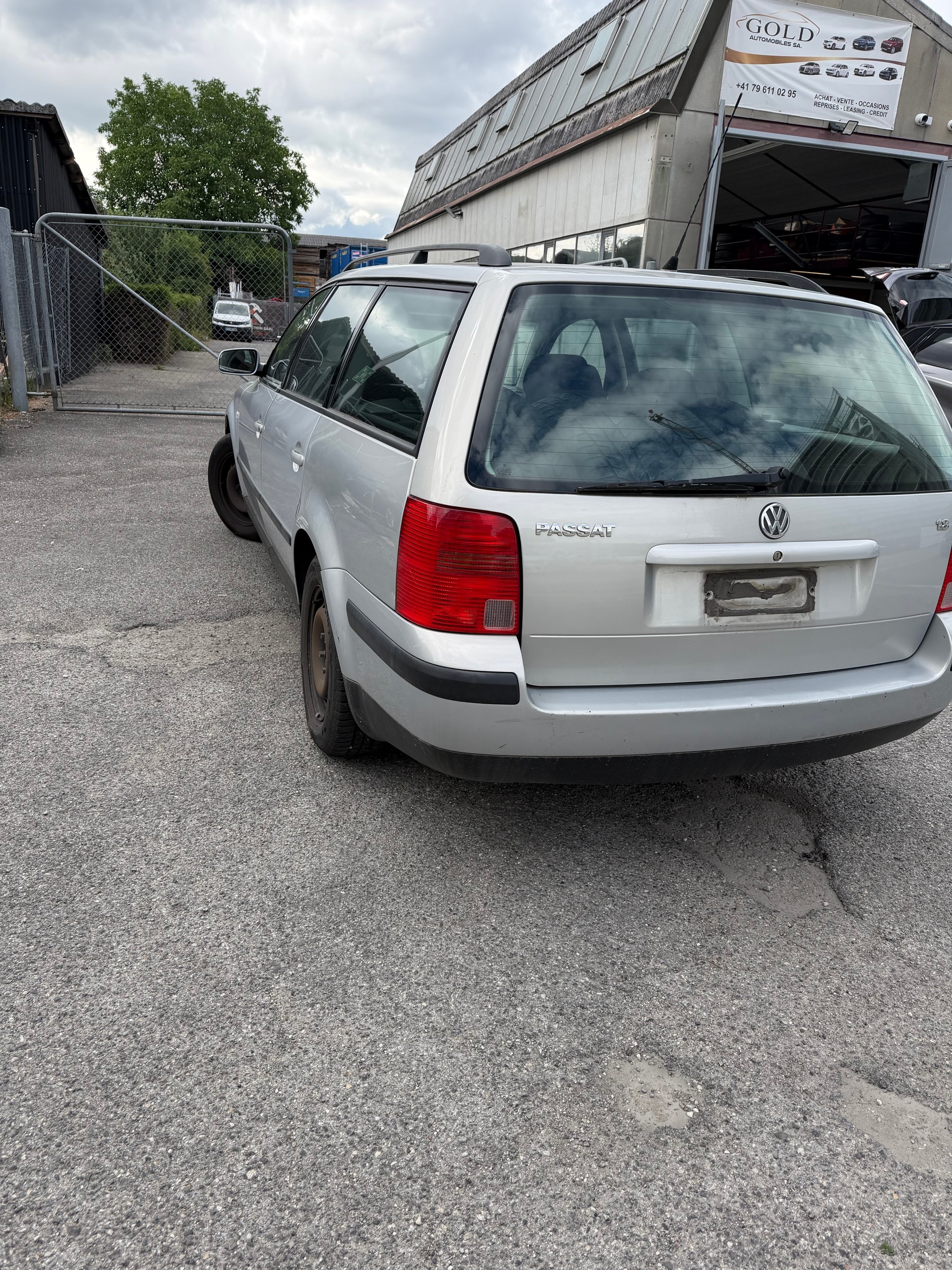 VW Passat Variant 1.8 Comfortline-image-3