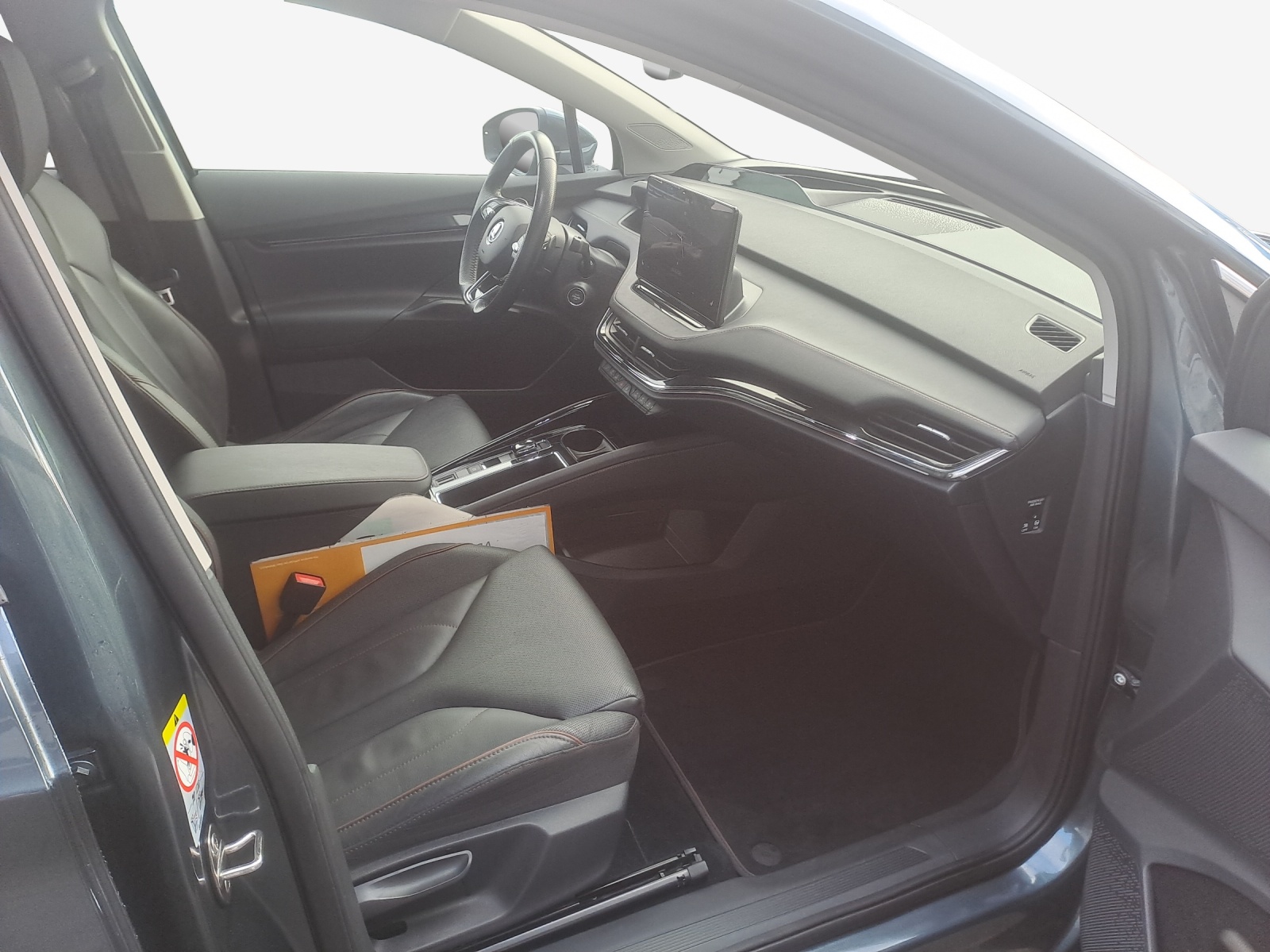 SKODA Enyaq iV 80-image-14