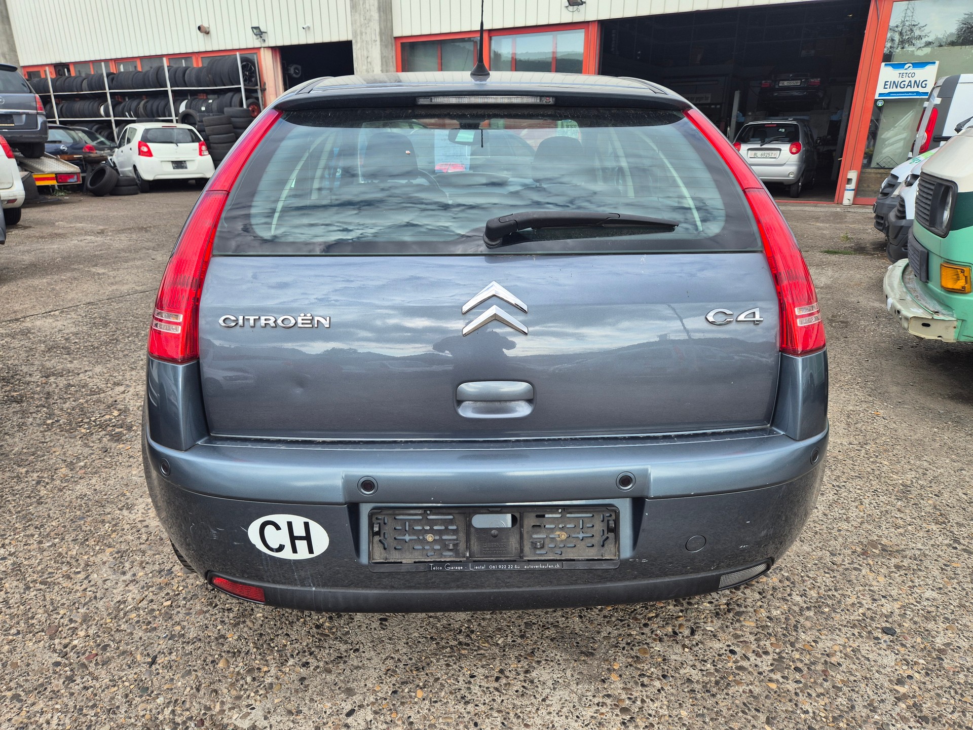 CITROEN C4 Berline 1.6i 16V SX-image-5