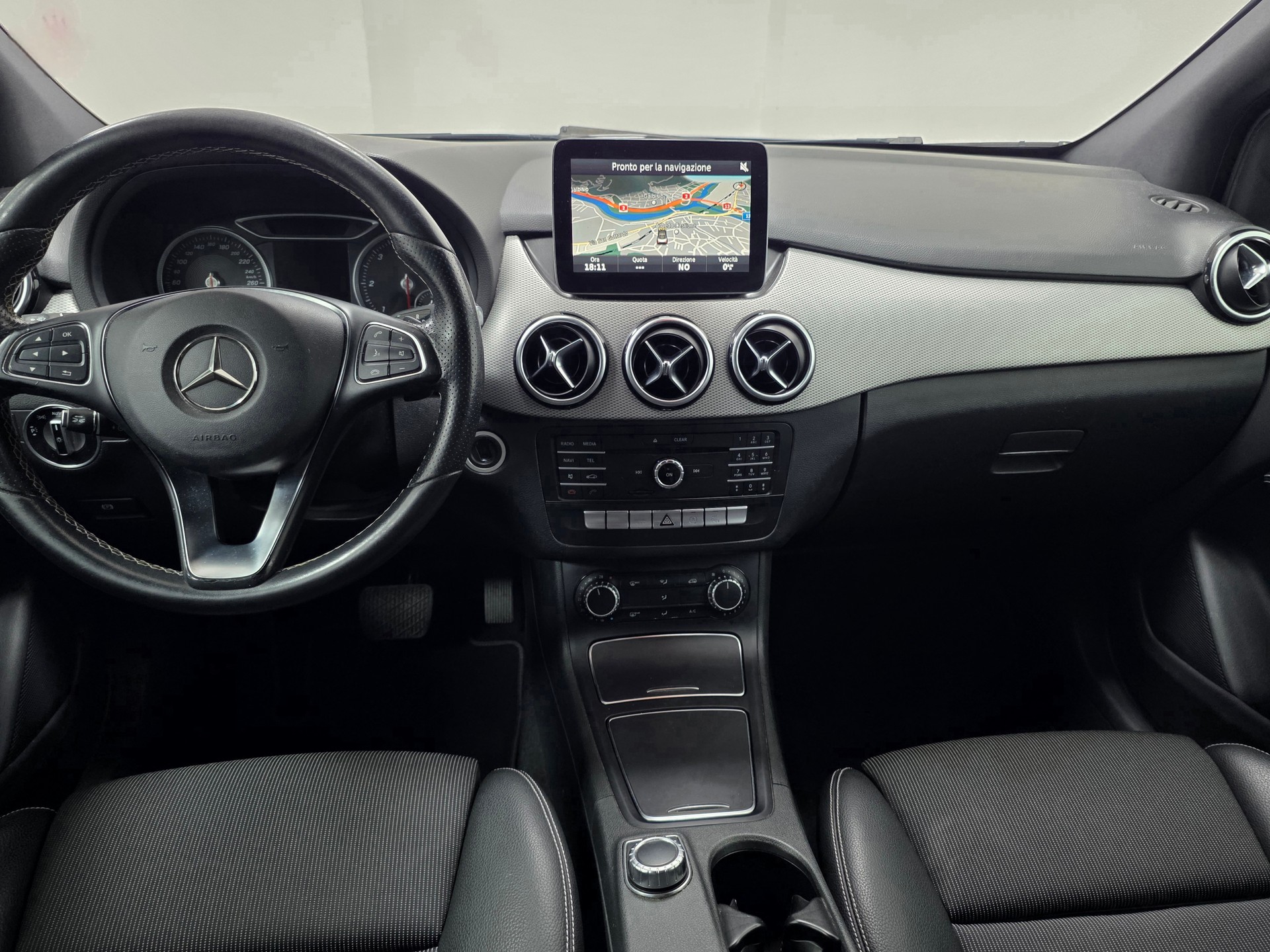 MERCEDES-BENZ B 180 CDI Urban-image-8